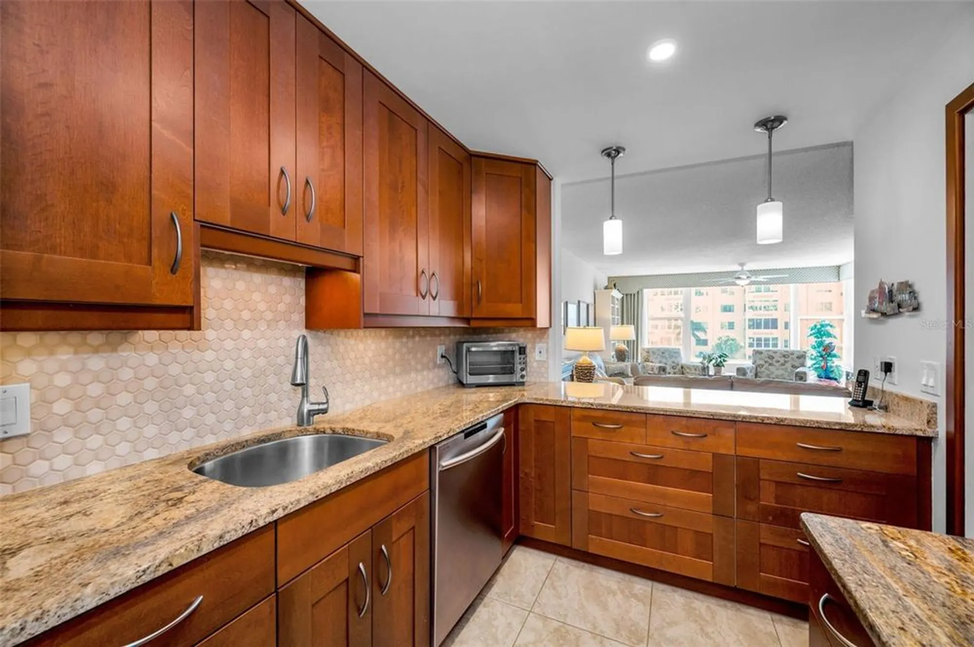 Property Slideshow image 18 of 42 | 632 edgewater dr 433, Dunedin, FL, 34698