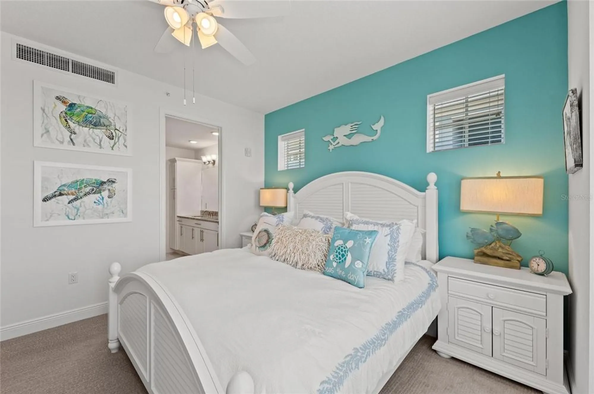 Property Slideshow image 31 of 100 | 387 aruba cir 301, Bradenton, FL, 34209