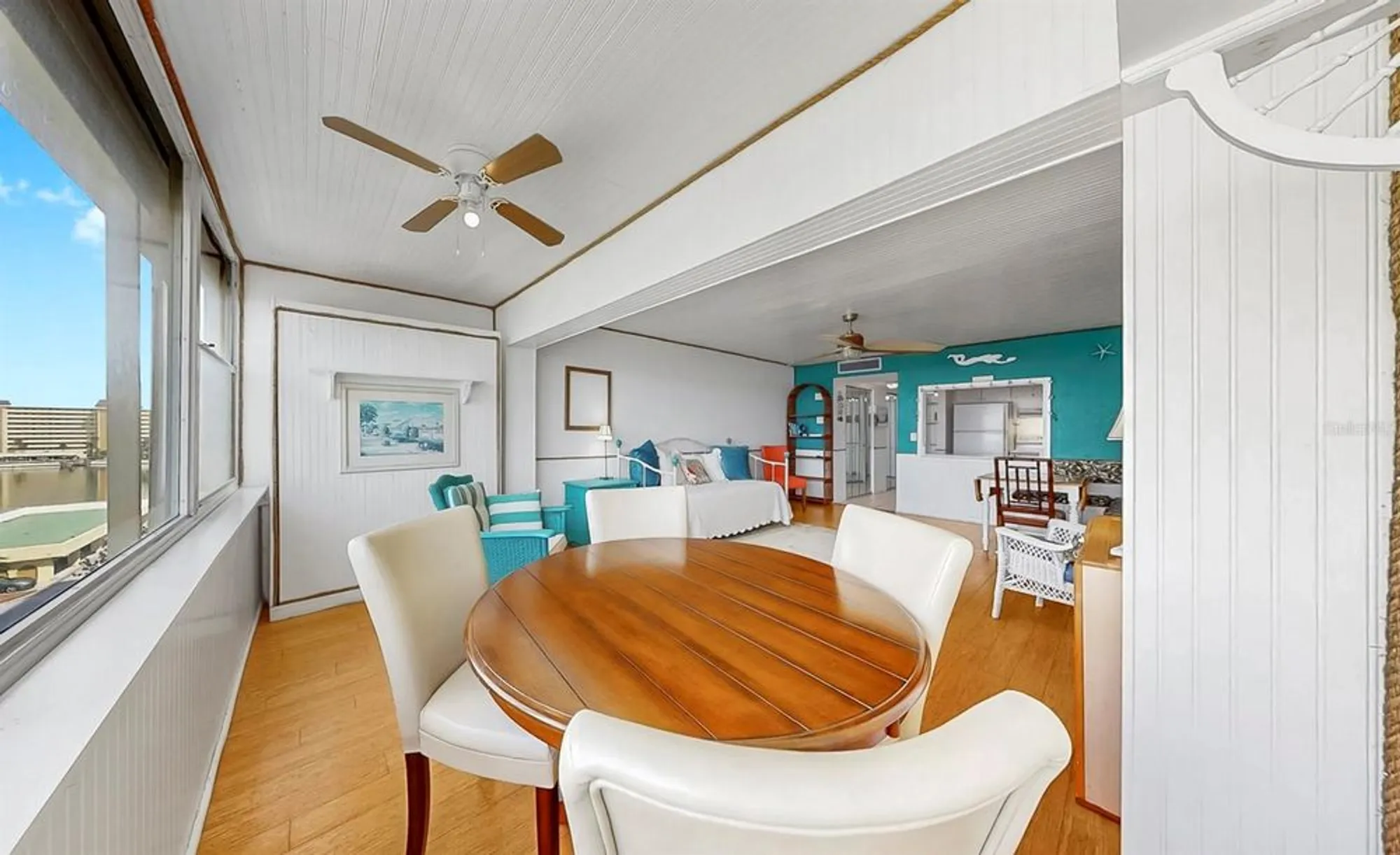 Property Slideshow image 36 of 46 | 4550 cove cir apt 605, Saint Petersburg, FL, 33708