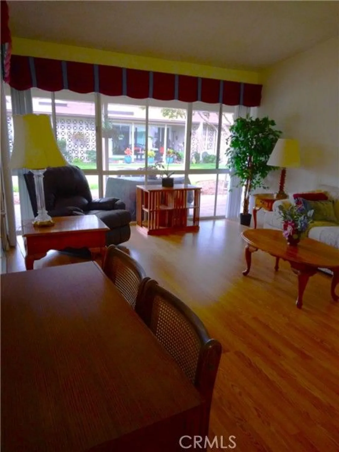 Property Slideshow image 7 of 23 | 13061 del monte dr, Seal Beach, CA, 90740