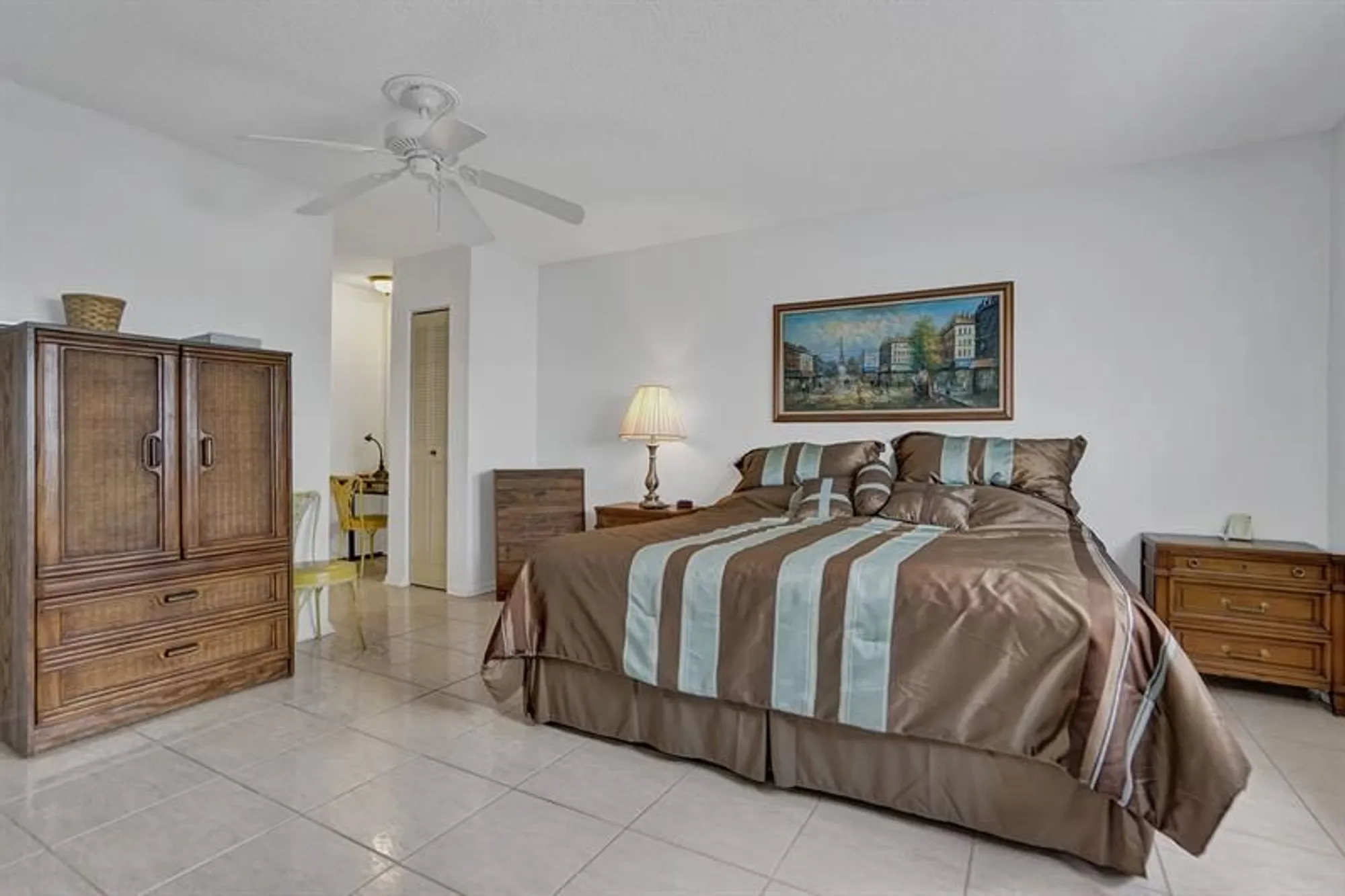 Property Slideshow image 17 of 25 | 4851 nw 21st st 412, Lauderhill, FL, 33313