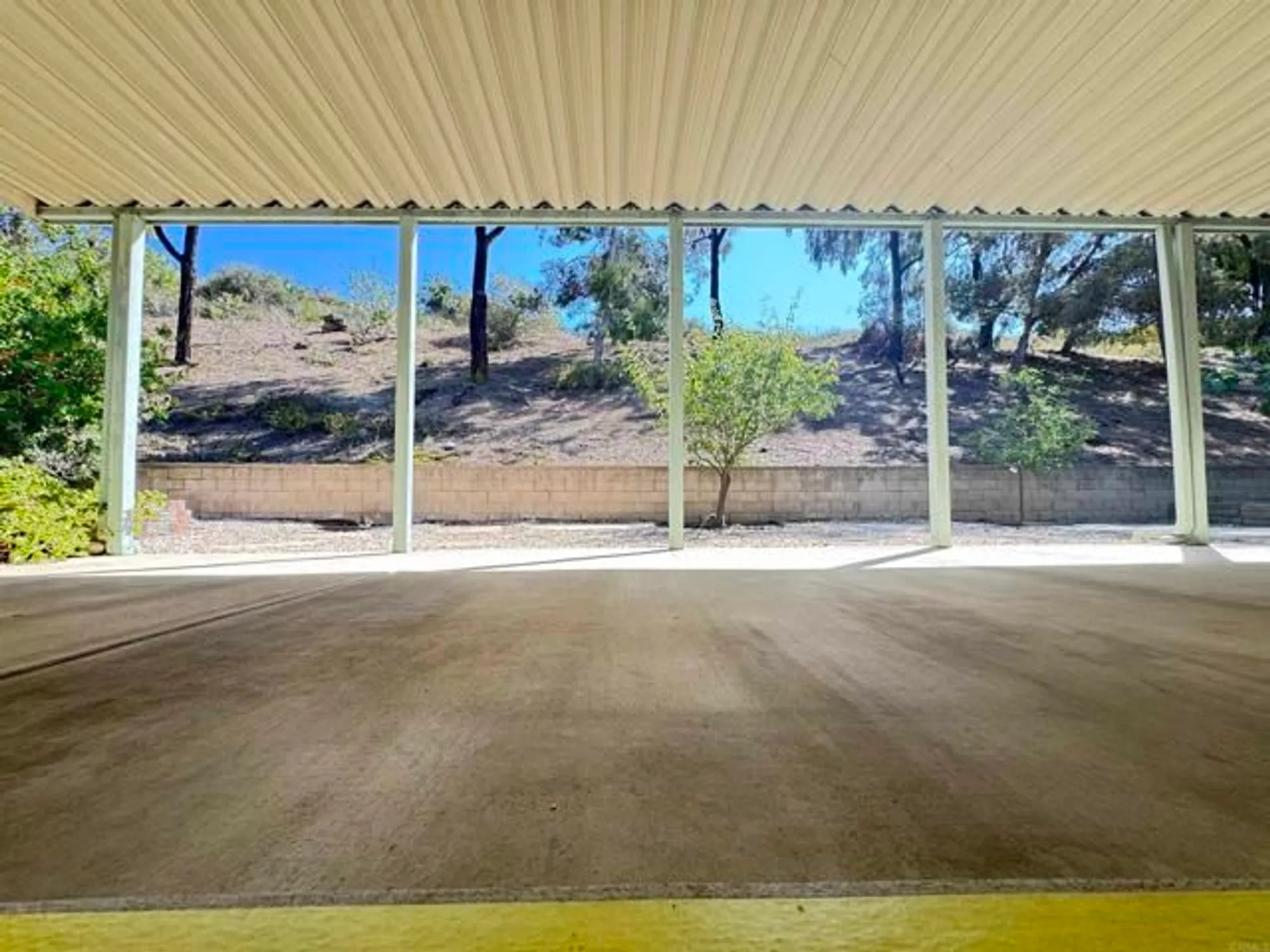 Property Slideshow image 37 of 37 | 2289 bryant dr, Carlsbad, CA, 92008