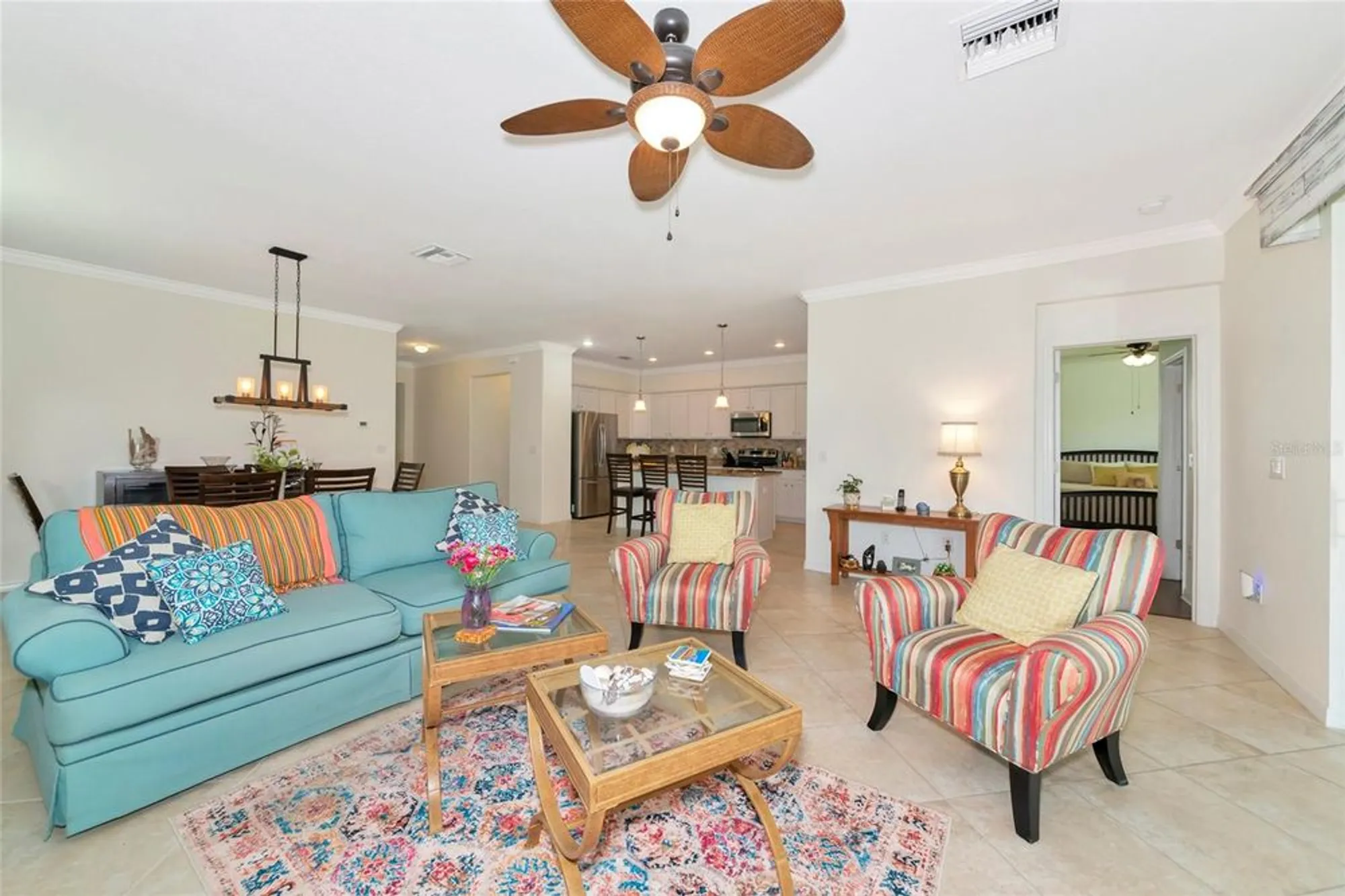 Property Slideshow image 11 of 34 | 6814 willowshire way, Bradenton, FL, 34212