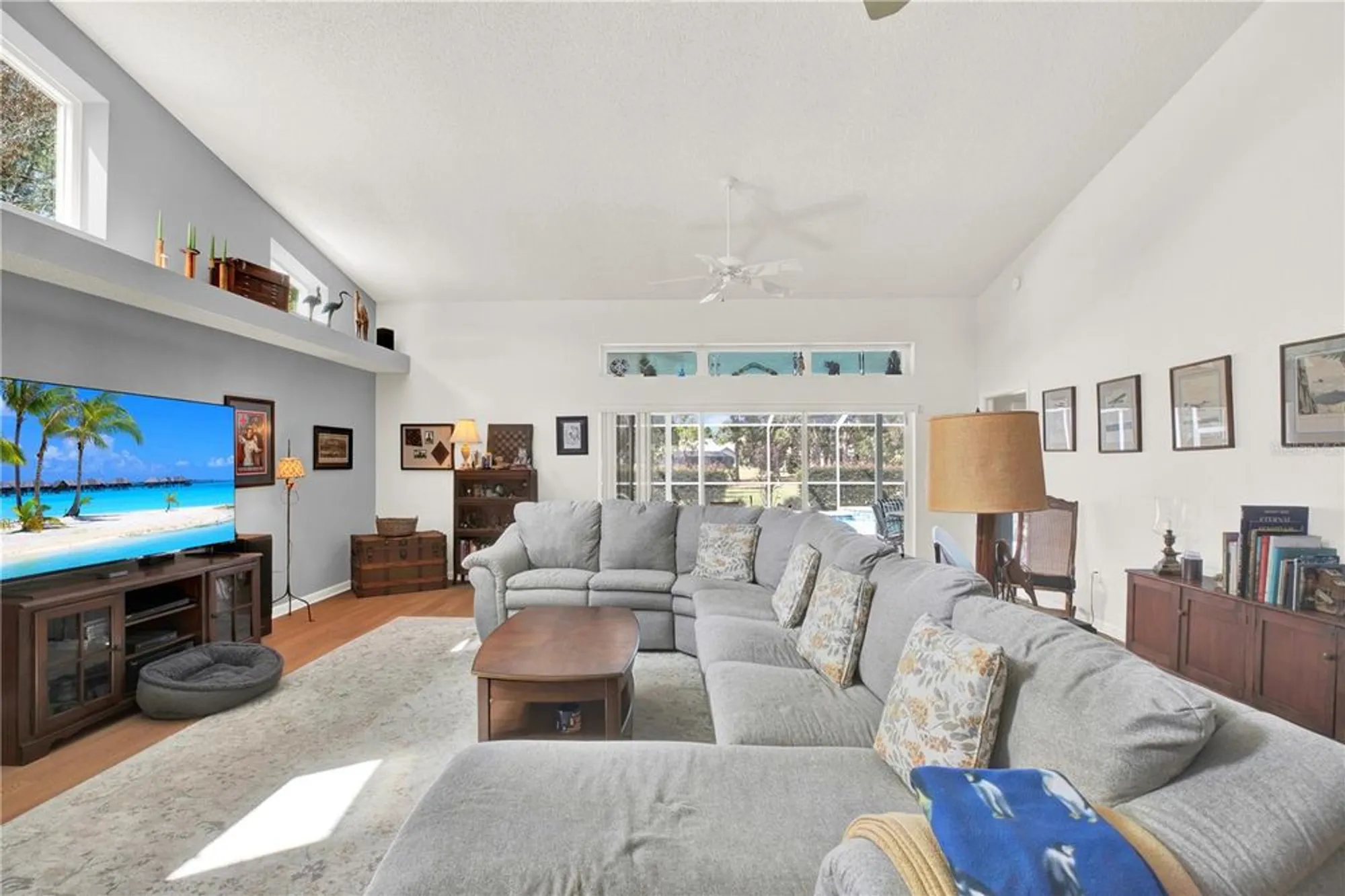 Property Slideshow image 5 of 55 | 9339 creole ct, Weeki Wachee, FL, 34613