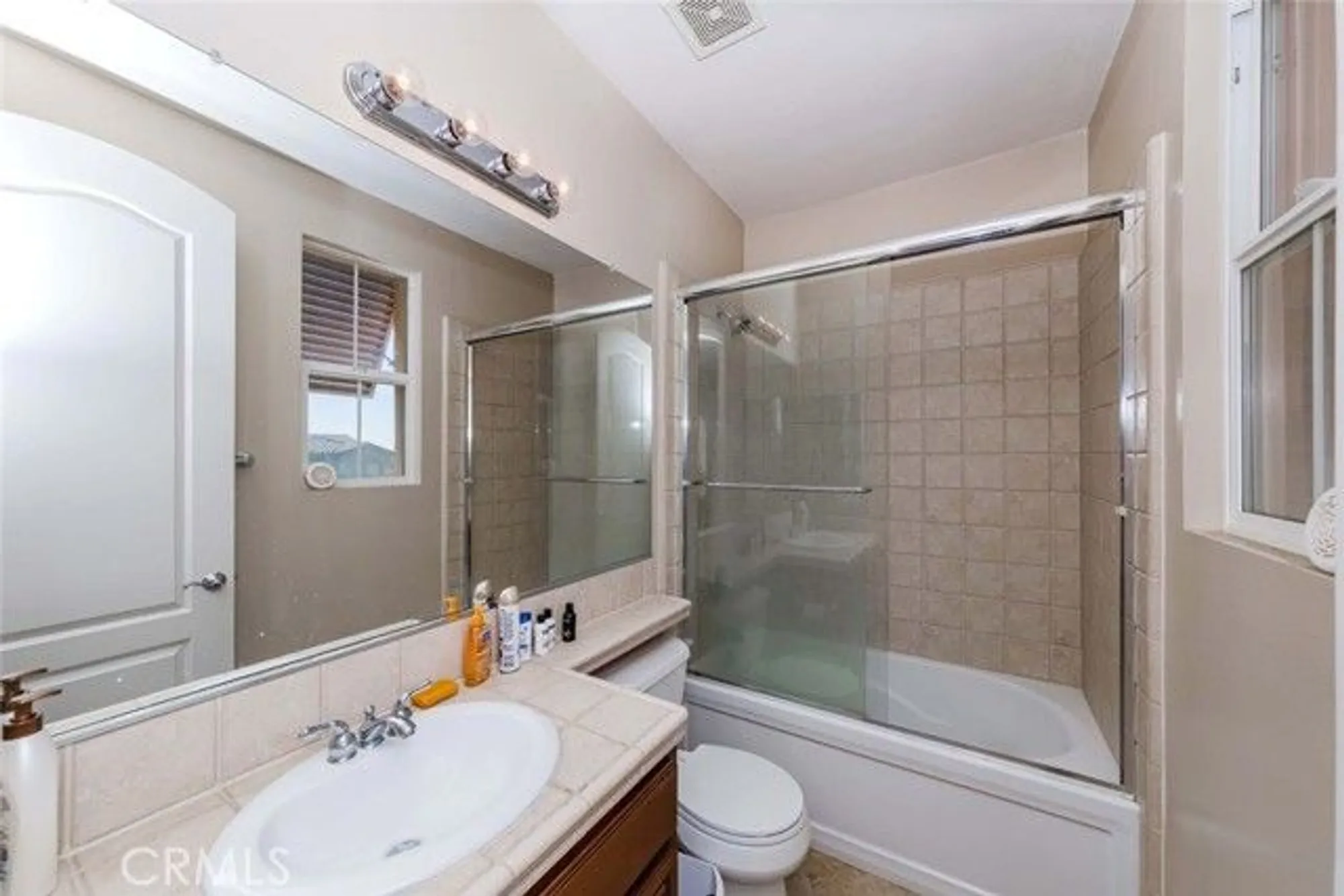 Property Slideshow image 15 of 28 | 8834 cuyamaca st, Corona, CA, 92883