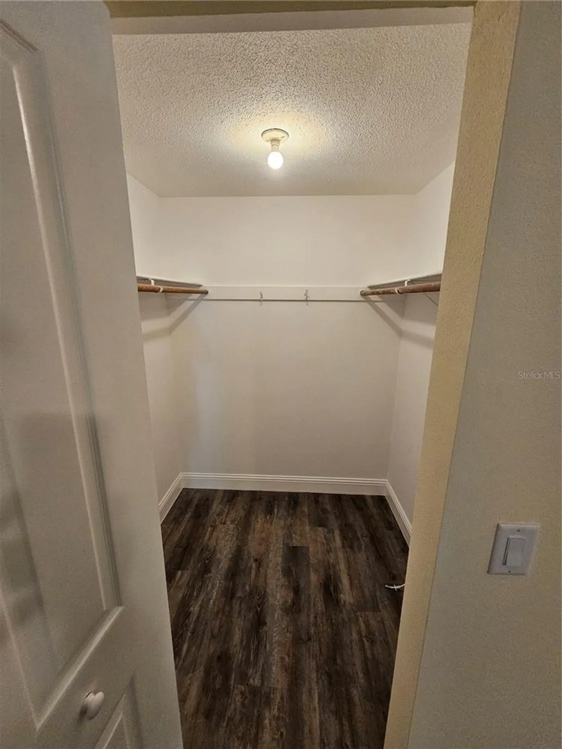 Property Slideshow image 9 of 30 | 5940 30th ave 106, Gulfport, FL, 33707