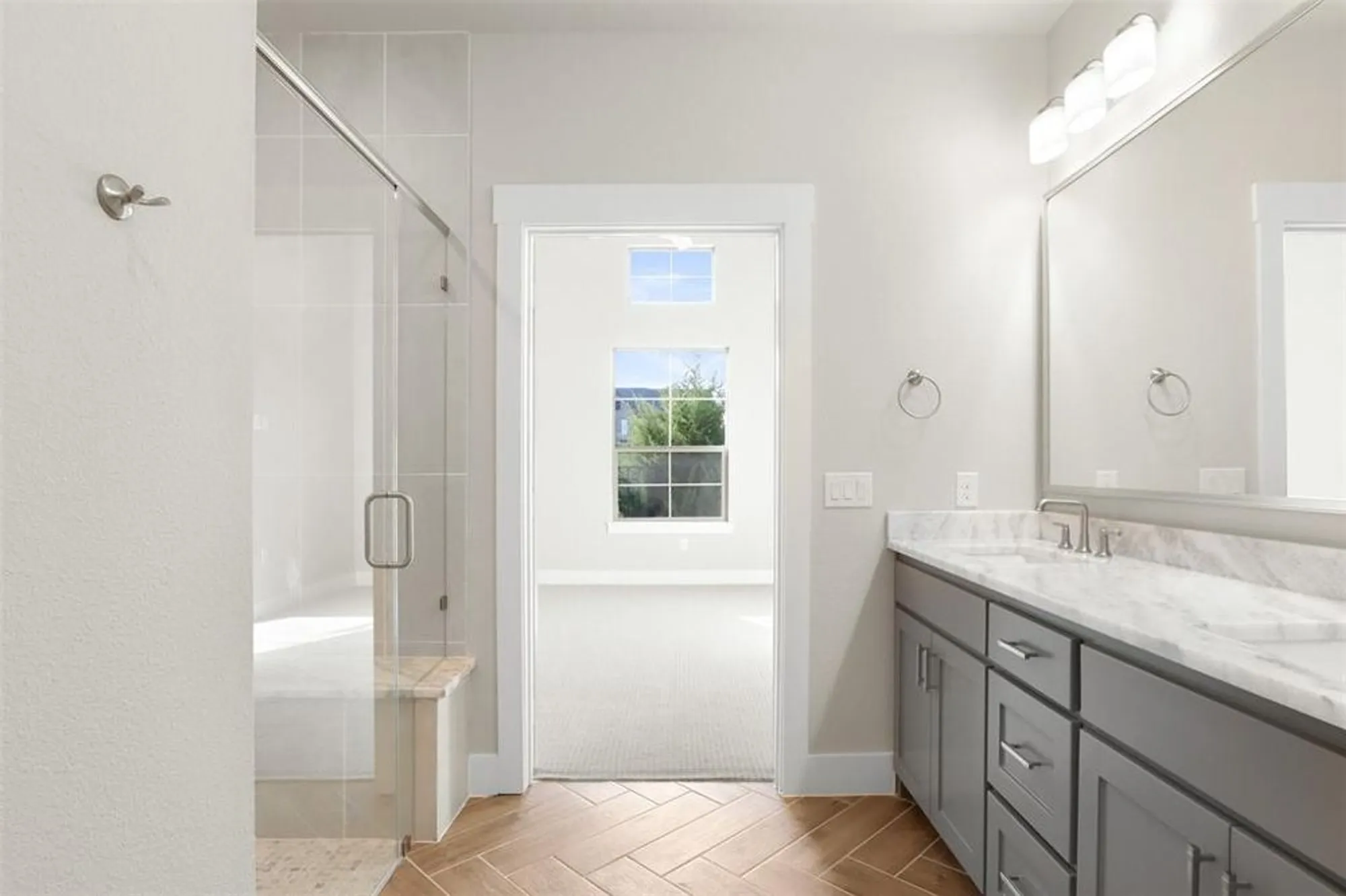 Property Slideshow image 16 of 22 | 2617 st helena ln, Grand Prairie, TX, 75054