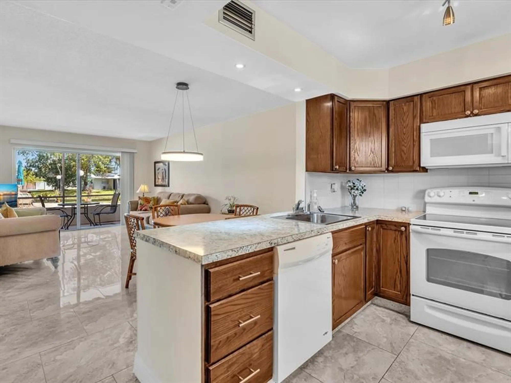 Property Slideshow image 7 of 41 | 2801 nw 47th ter apt 106, Lauderdale Lakes, FL, 33313
