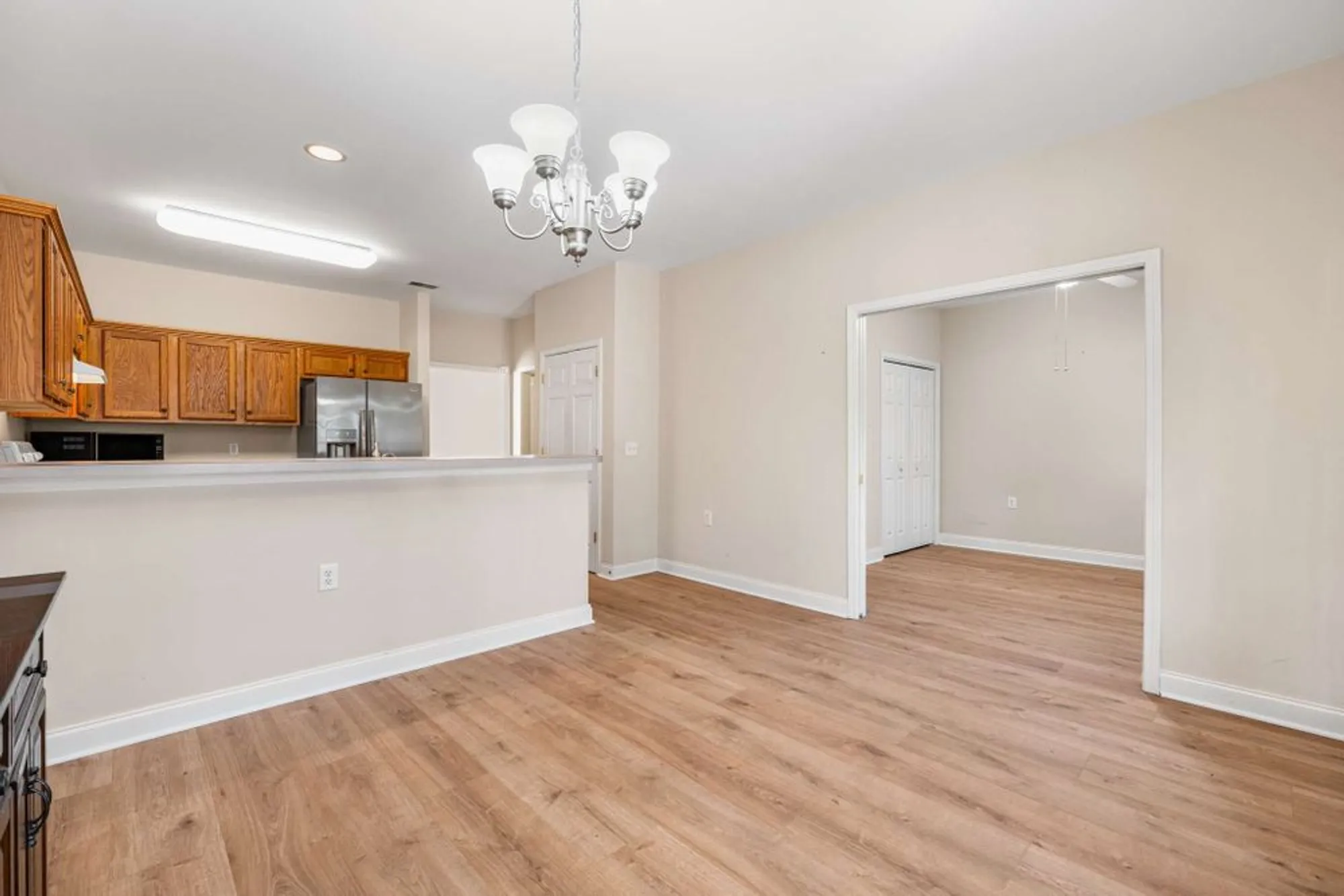 Property Slideshow image 21 of 47 | 215 wrennewood ln, Franklin, TN, 37064