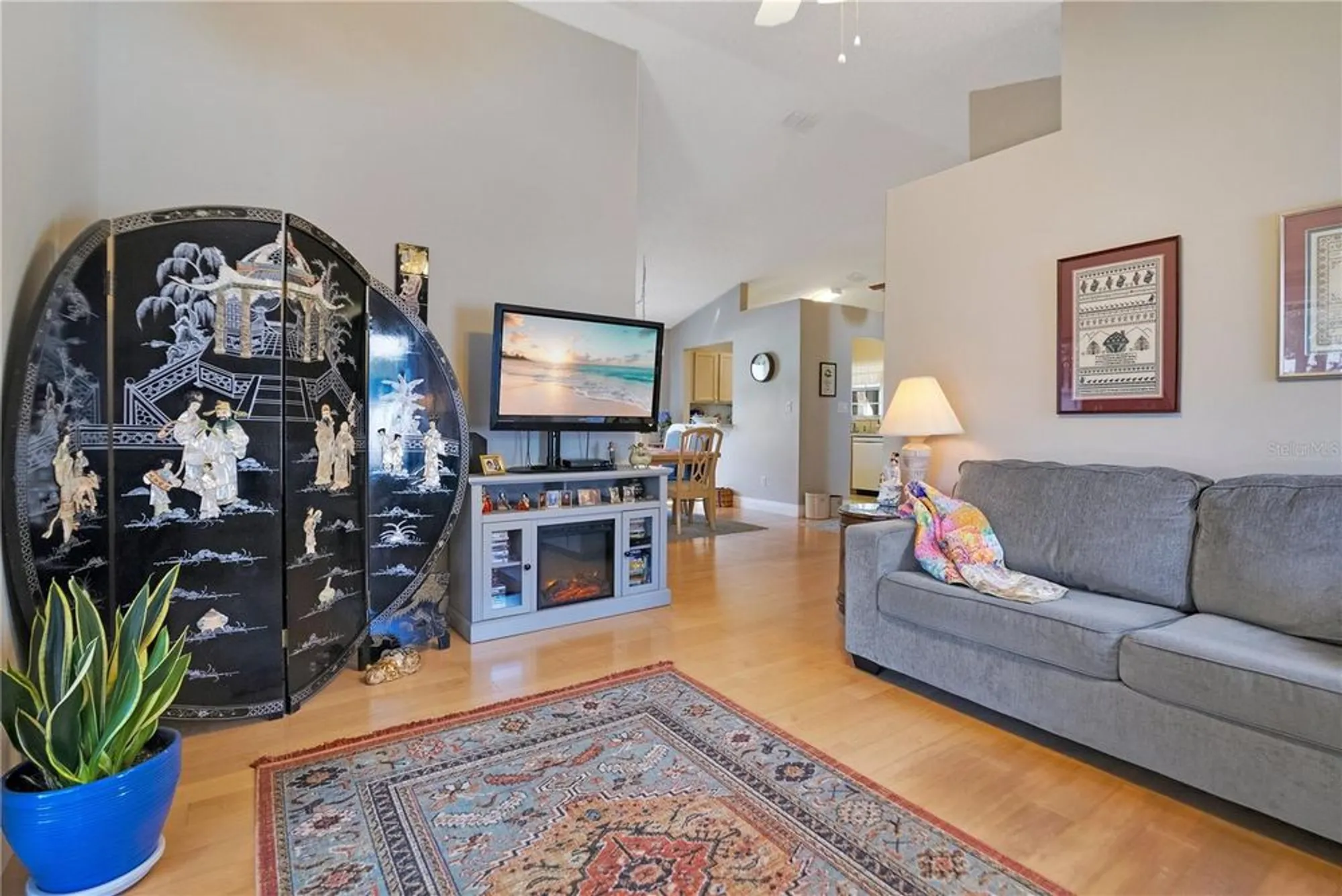 Property Slideshow image 5 of 39 | 25036 cranes roost cir, Leesburg, FL, 34748