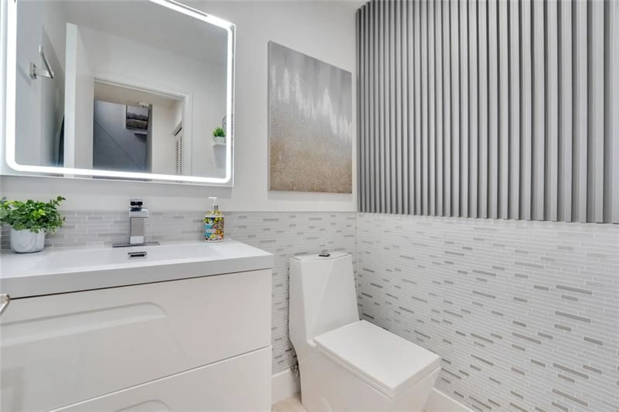 Property Slideshow image 9 of 33 | 21386 juego cir apt 10c, Boca Raton, FL, 33433
