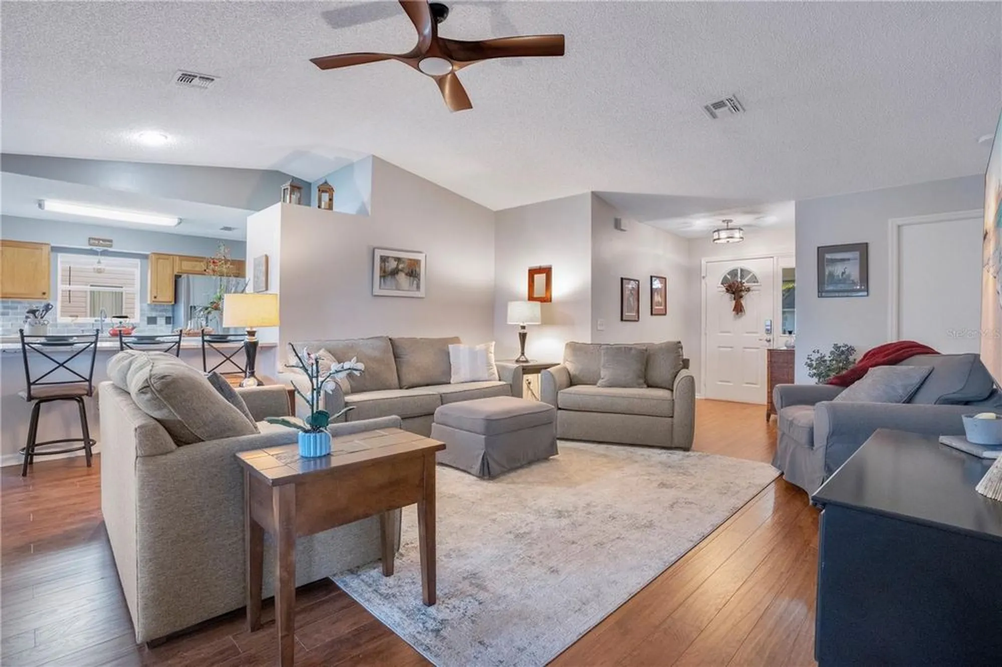 Property Slideshow image 6 of 48 | 725 timbercrest dr, Leesburg, FL, 34748