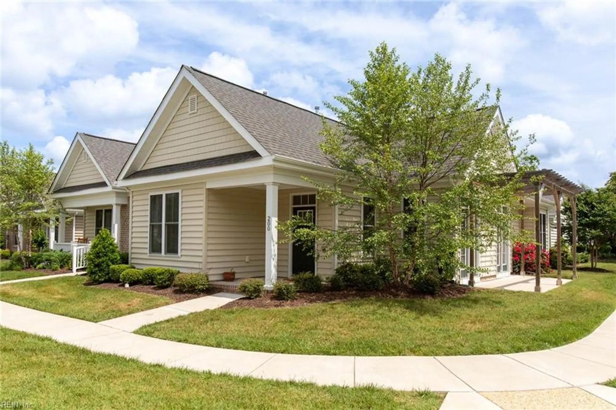 Property Slideshow image 40 of 50 | 200 durham st, Smithfield, VA, 23430
