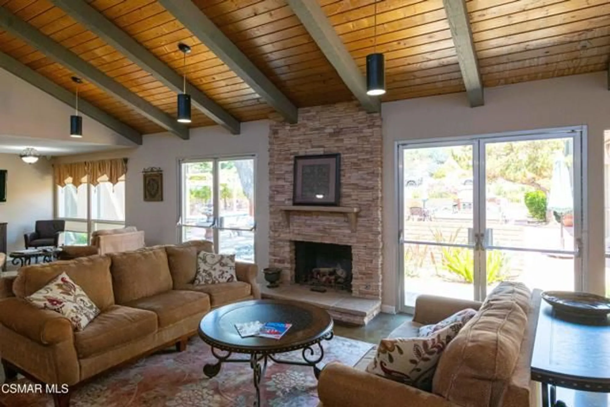 Property Slideshow image 24 of 34 | 460 arbor lane ct apt 203, Thousand Oaks, CA, 91360