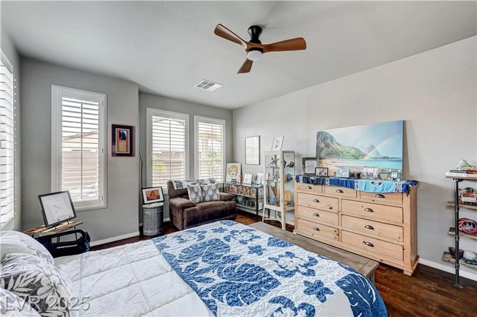 Property Slideshow image 13 of 22 | 3605 greenbriar bluff ave, North Las Vegas, NV, 89081