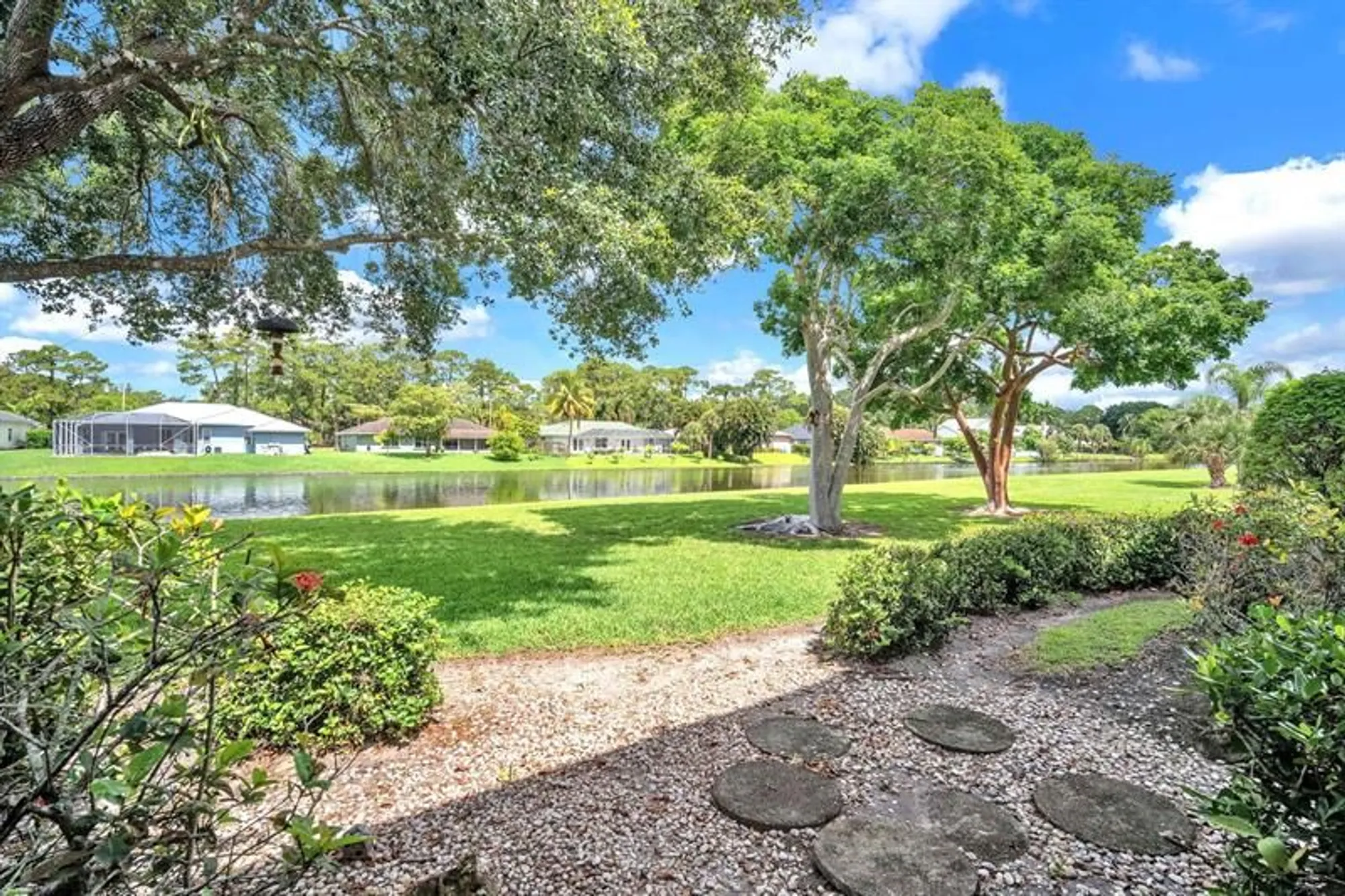 Property Slideshow image 9 of 33 | 12025 w greenway dr apt 104, Royal Palm Beach, FL, 33411