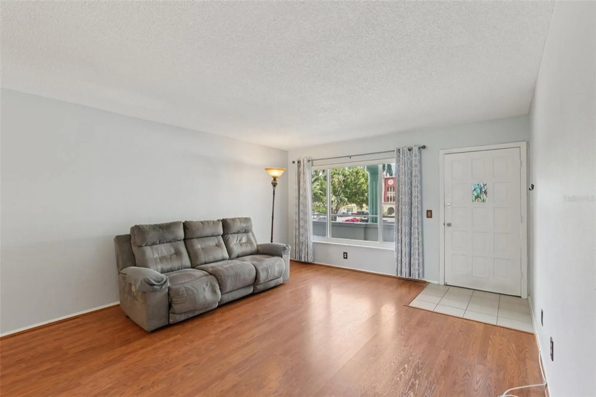 Property Slideshow image 11 of 49 | 2370 jamaican st apt 44, Clearwater, FL, 33763