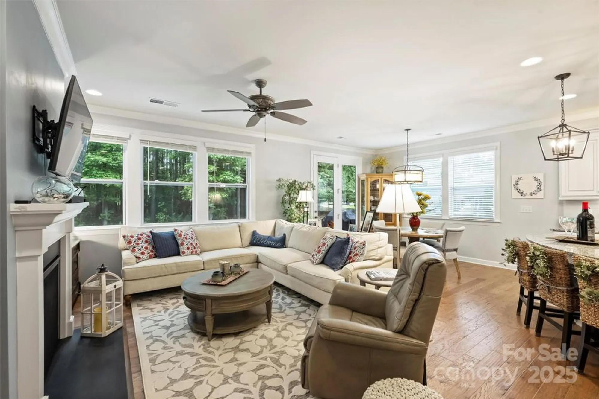 Property Slideshow image 11 of 47 | 528 sandbar pt, Clover, SC, 29710