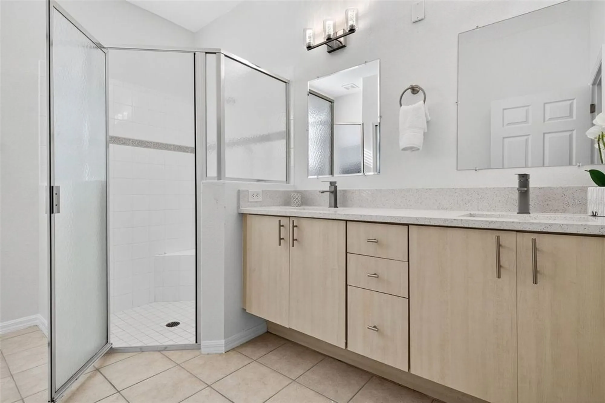 Property Slideshow image 20 of 40 | 791 wolf creek st, Clermont, FL, 34711