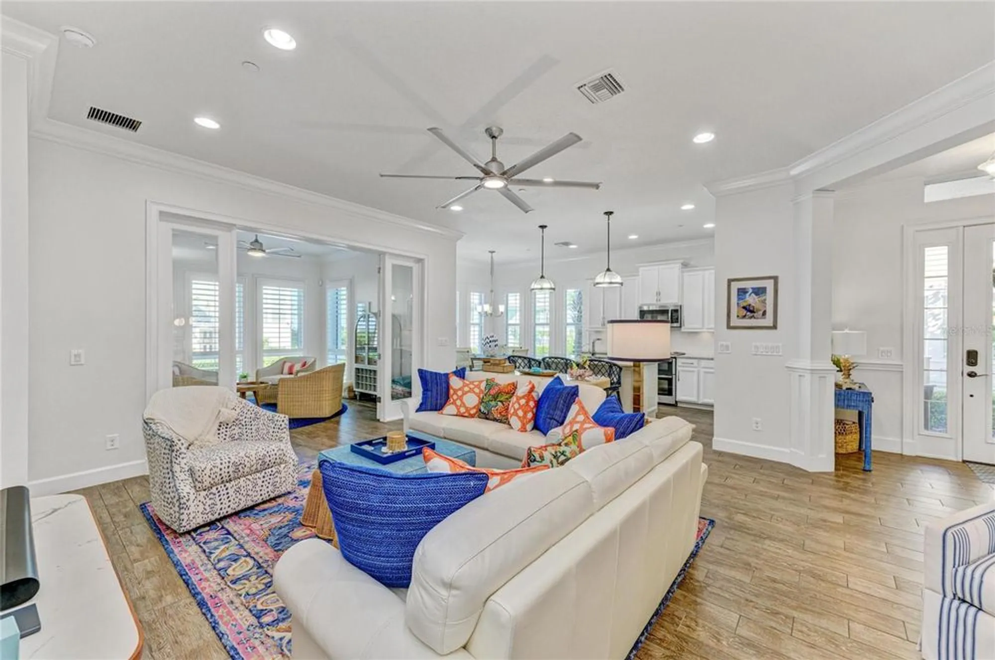 Property Slideshow image 12 of 98 | 334 castaway cay dr 101, Bradenton, FL, 34209