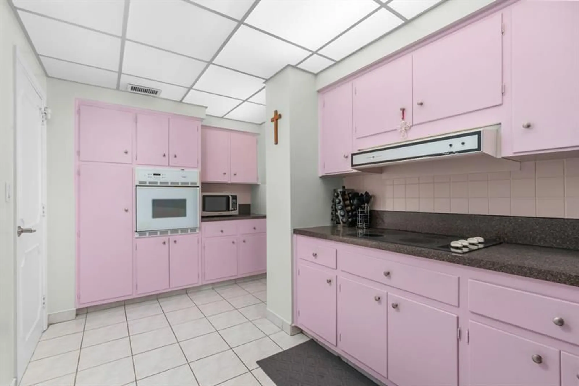 Property Slideshow image 11 of 48 | 3233 ne 34th st apt 1207, Fort Lauderdale, FL, 33308