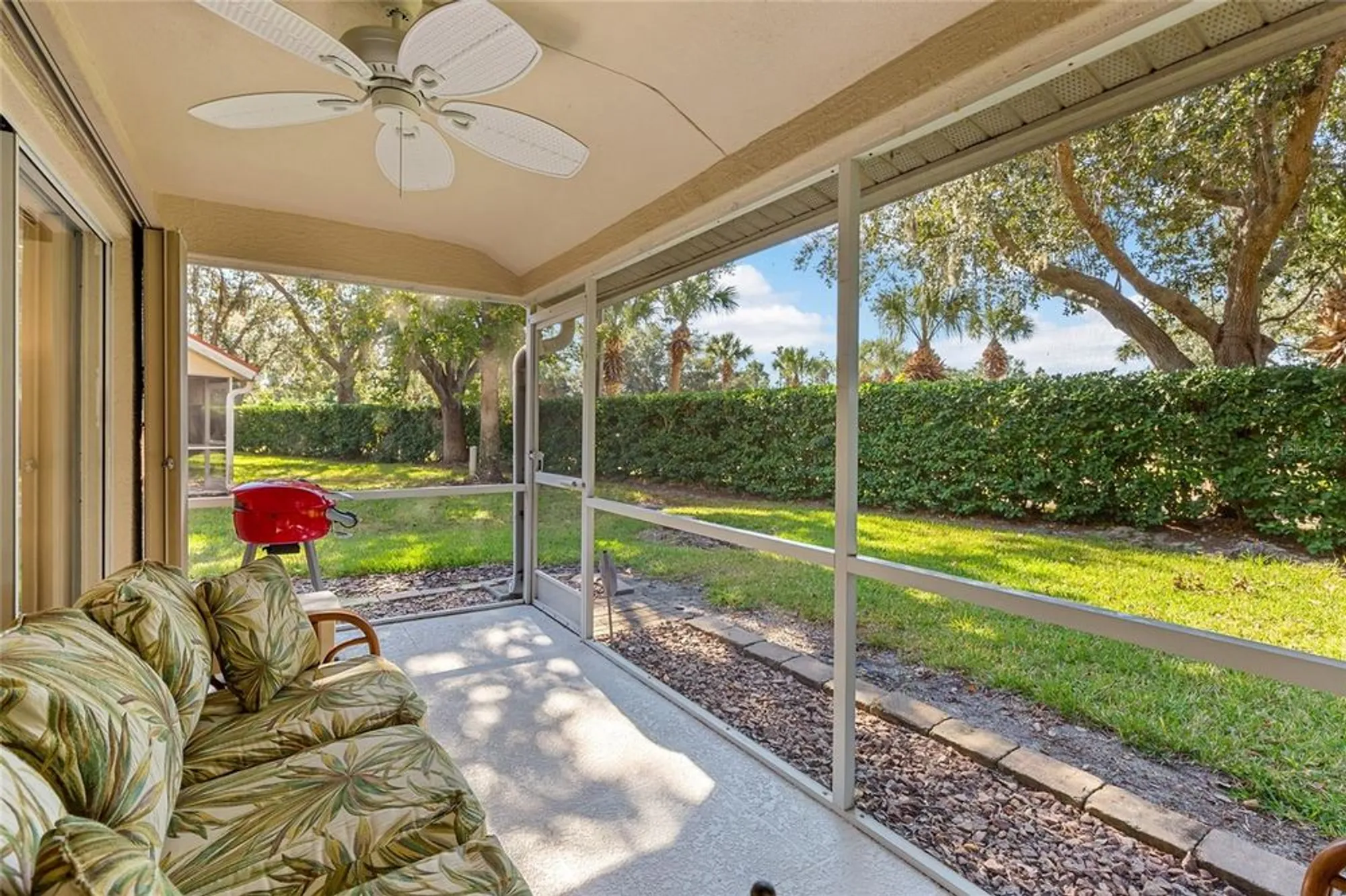 Property Slideshow image 21 of 32 | 7164 cedar hollow cir, Bradenton, FL, 34203