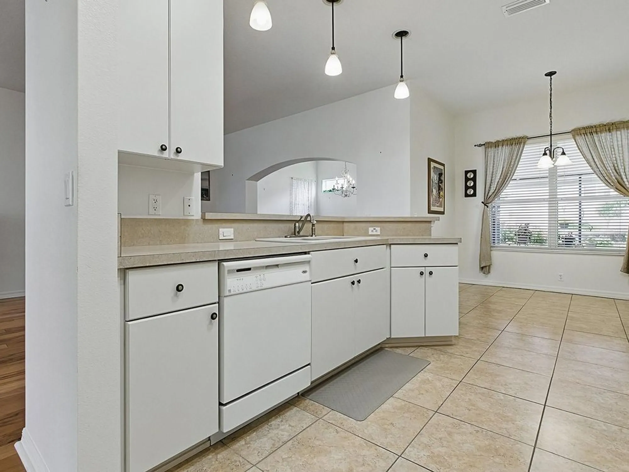 Property Slideshow image 22 of 89 | 3001 lake huron ln, Tavares, FL, 32778