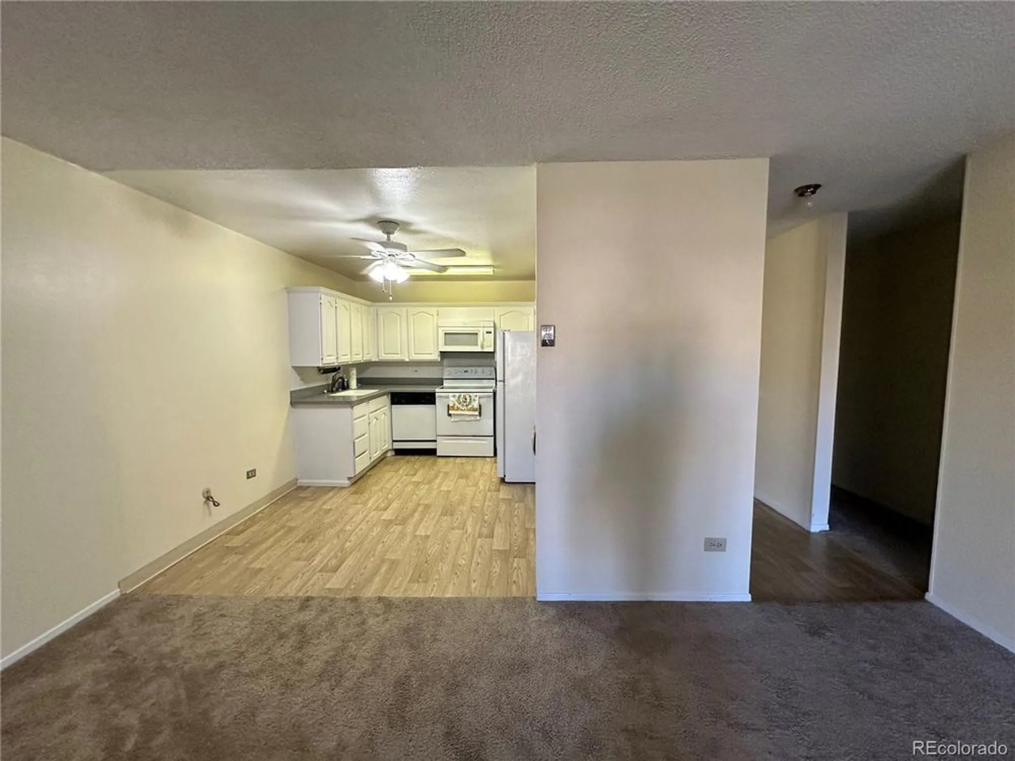 Property Slideshow image 6 of 17 | 775 s alton way unit 1c, Denver, CO, 80247
