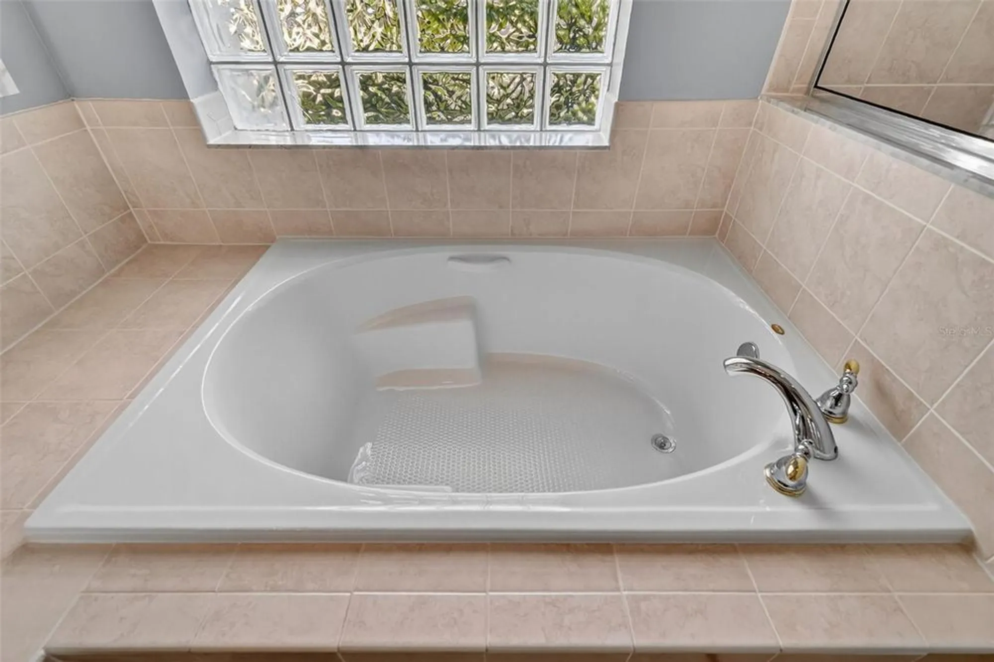 Property Slideshow image 23 of 49 | 5413 barnwell ct, Leesburg, FL, 34748