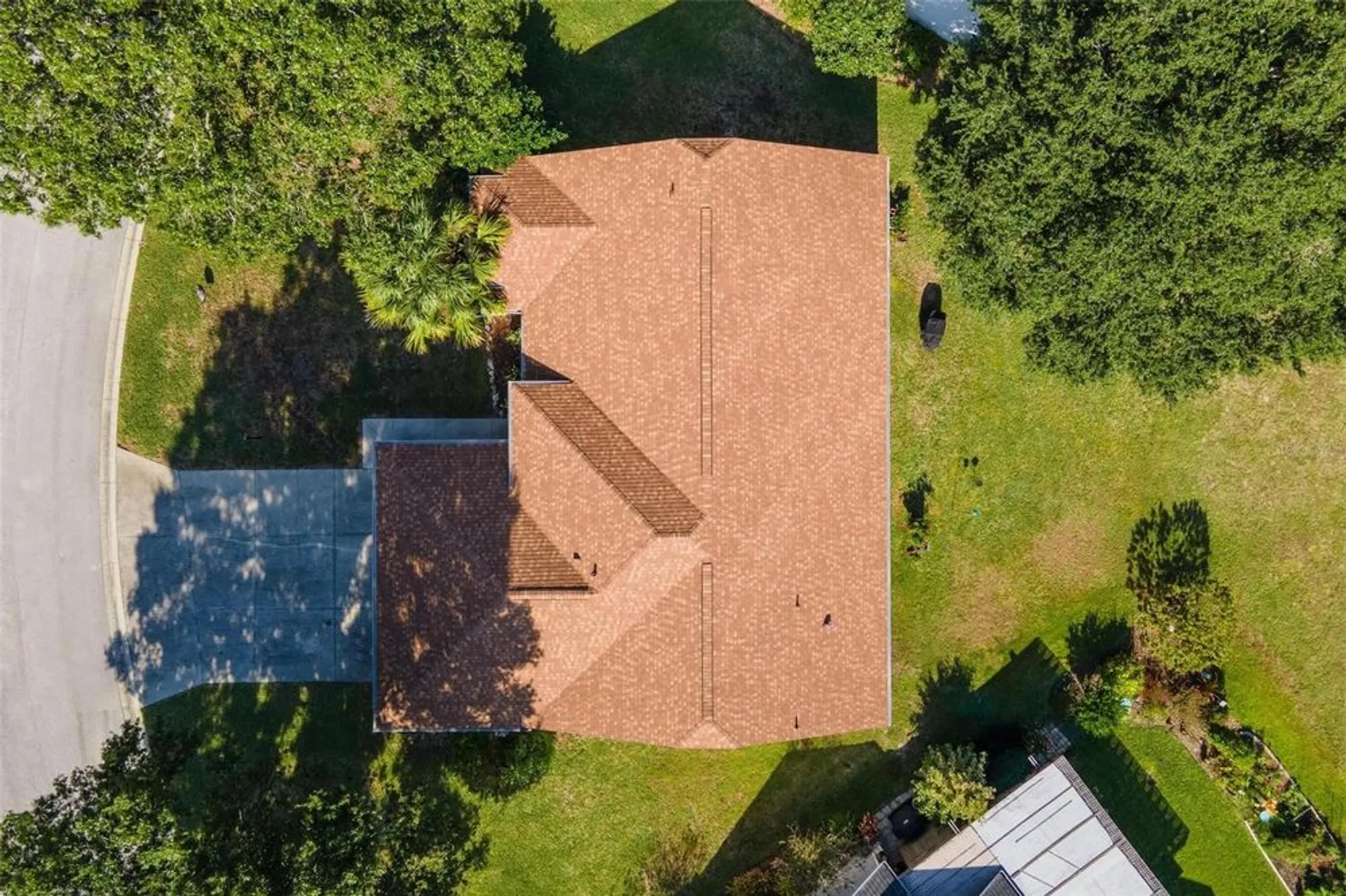 Property Slideshow image 45 of 55 | 25440 crestwater dr, Leesburg, FL, 34748