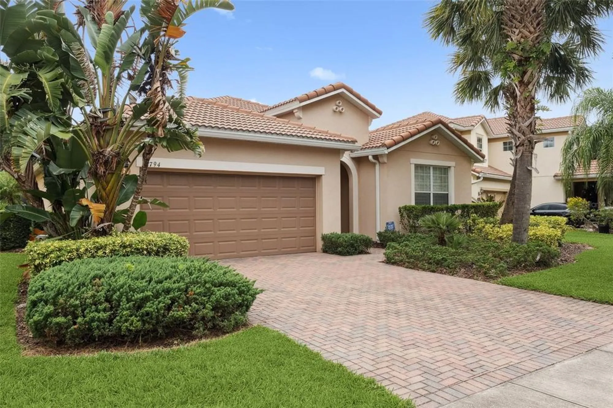 Property Slideshow image 3 of 54 | 11794 barletta dr, Orlando, FL, 32827