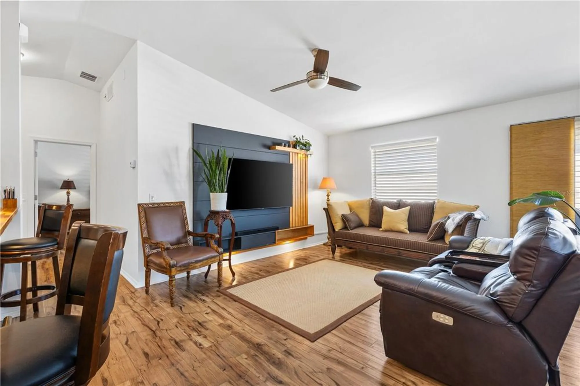 Property Slideshow image 13 of 30 | 17370 se 82nd roslyn ct, The Villages, FL, 32162