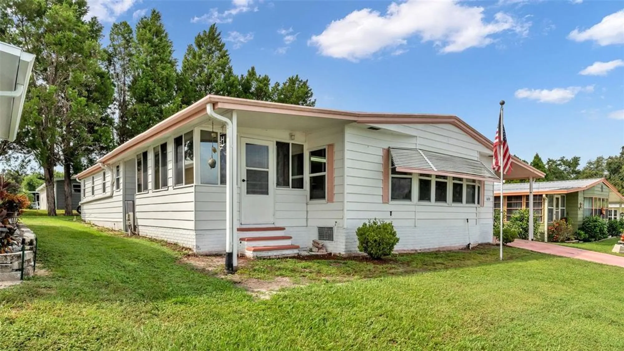 Property Slideshow image 2 of 52 | 1620 foxway dr, Lakeland, FL, 33810