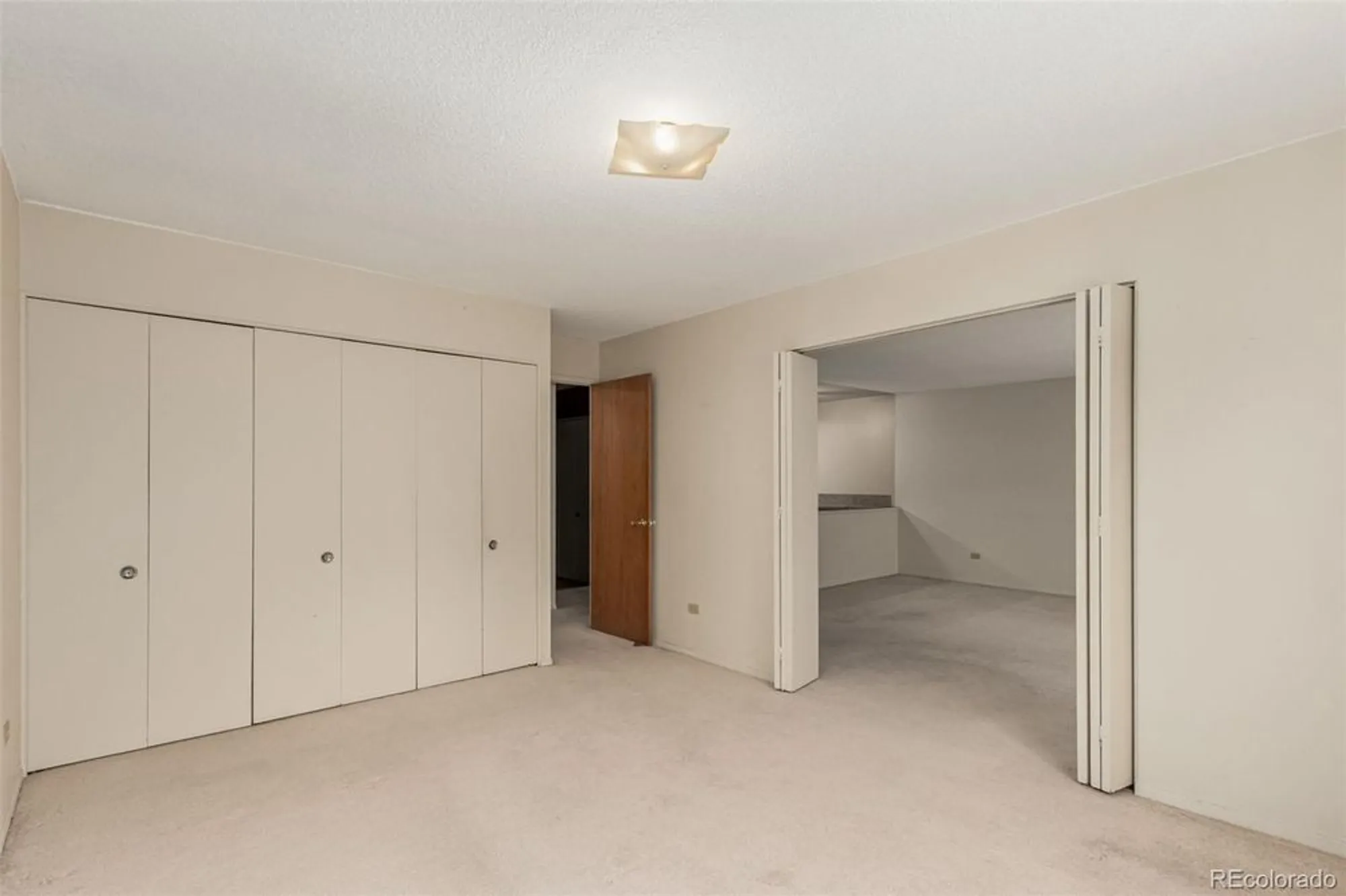 Property Slideshow image 15 of 34 | 635 s alton way 4b, Denver, CO, 80247