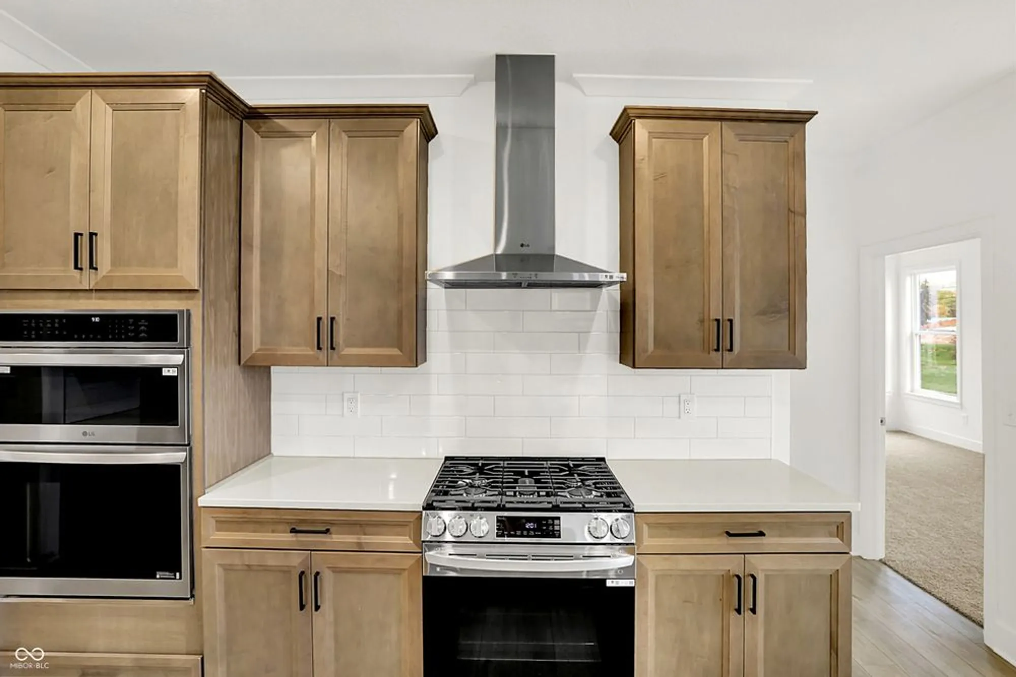 Property Slideshow image 24 of 52 | 5076 foxley park ln, Avon, IN, 46123