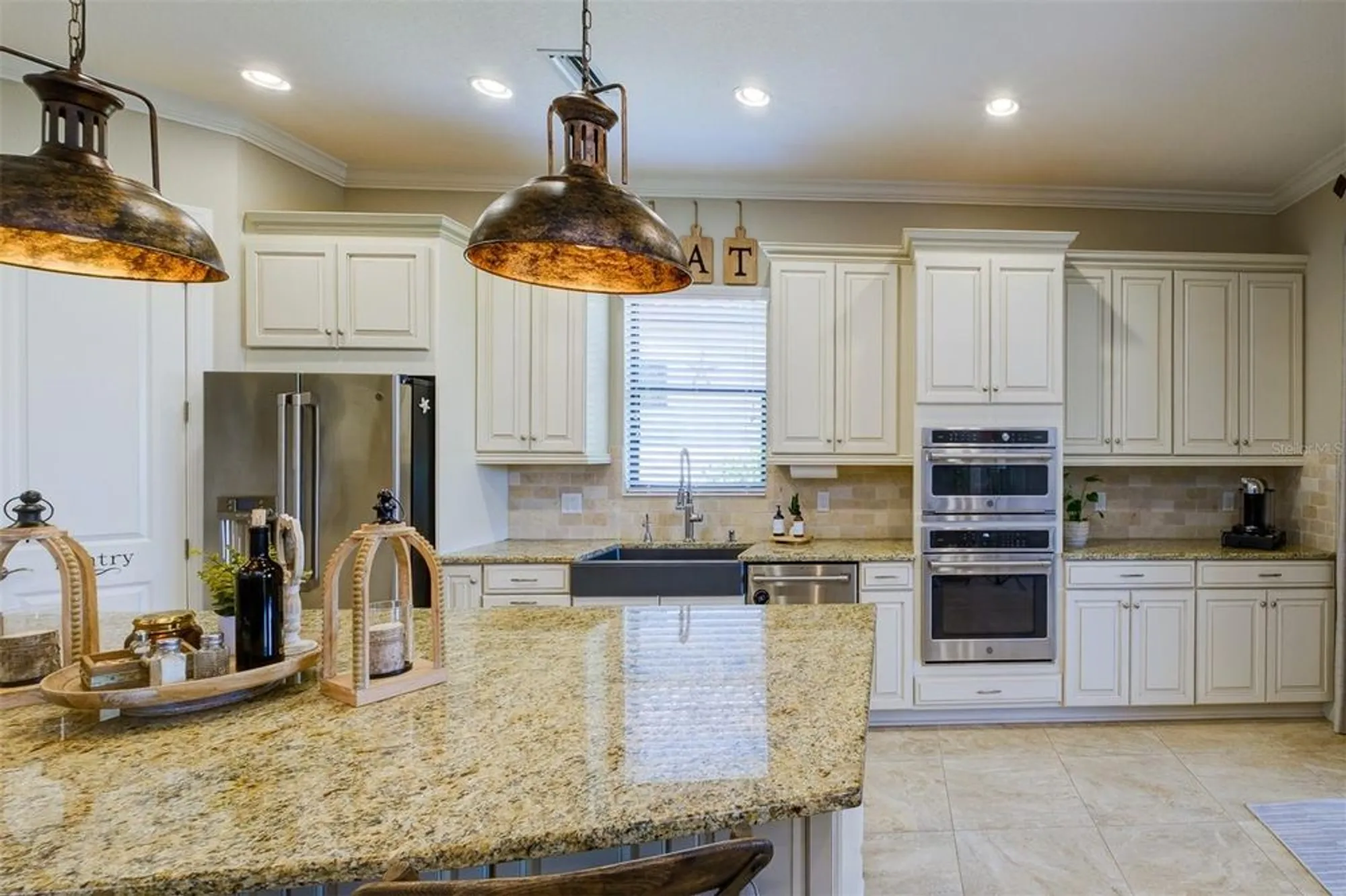 Property Slideshow image 34 of 77 | 13118 sorrento way, Bradenton, FL, 34211