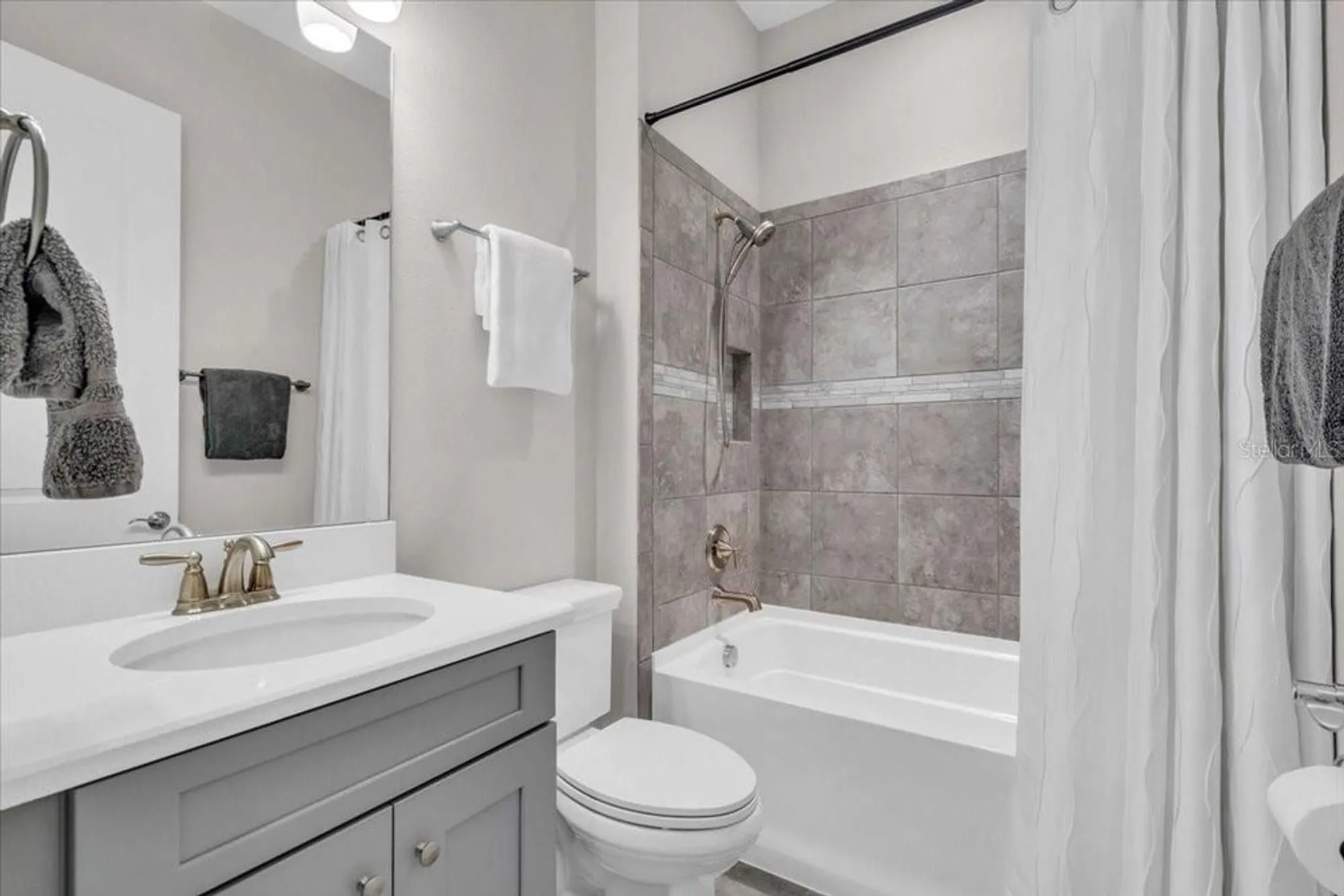 Property Slideshow image 27 of 75 | 5334 morey farms loop, Palmetto, FL, 34221