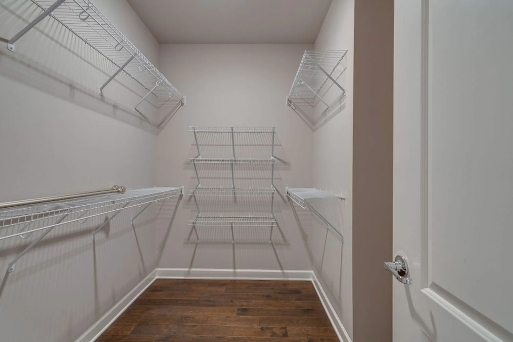 Property Slideshow image 10 of 33 | 6185 parkhaven blvd, Hermitage, TN, 37076