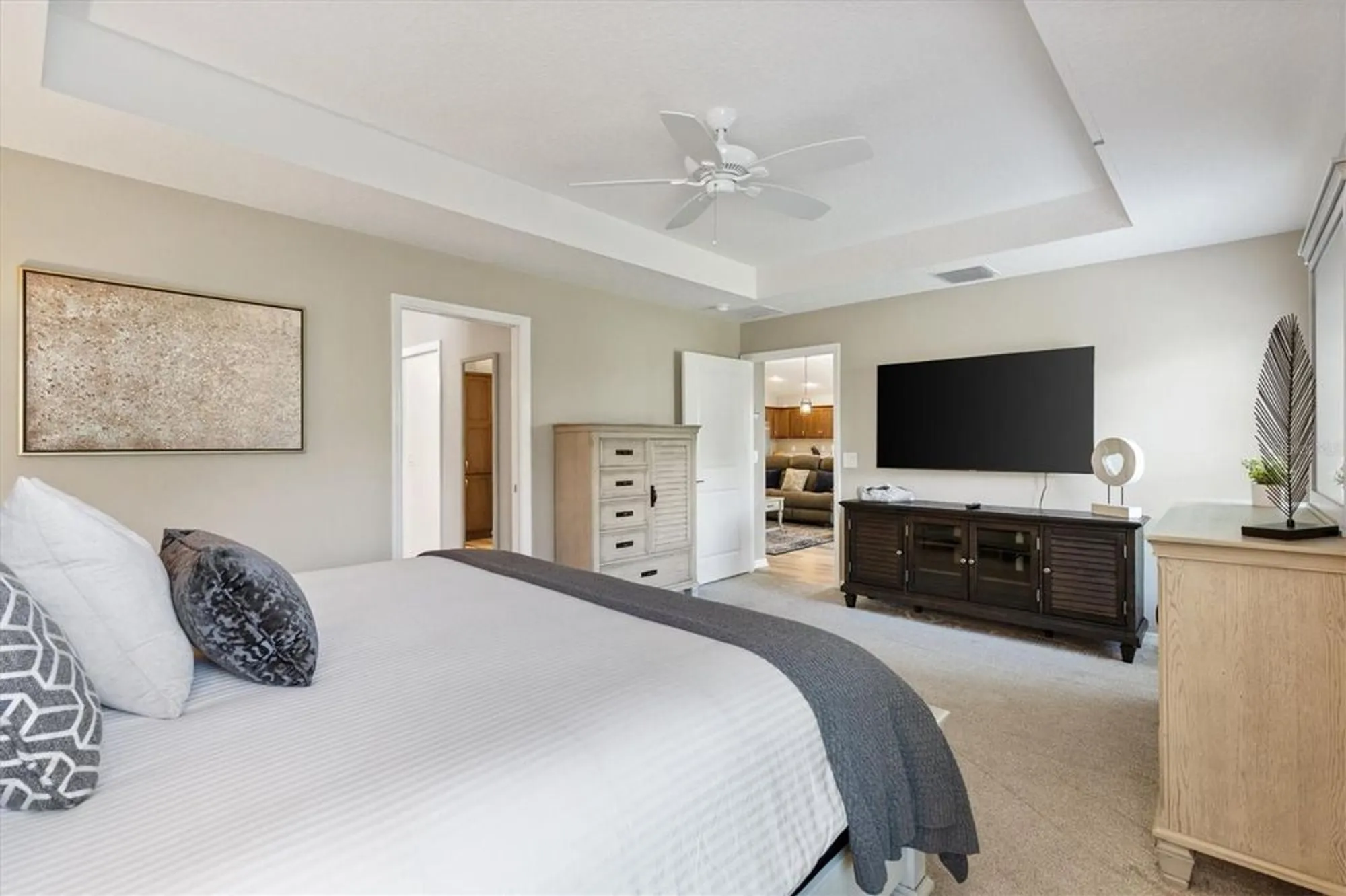 Property Slideshow image 16 of 32 | 4434 shockoe cir, The Villages, FL, 32163