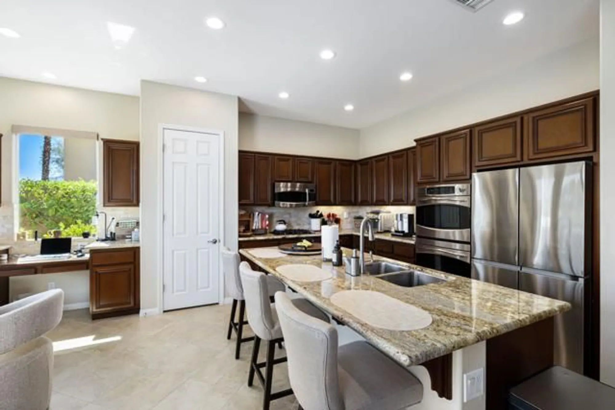 Property Slideshow image 23 of 103 | 61290 living stone dr, La Quinta, CA, 92253