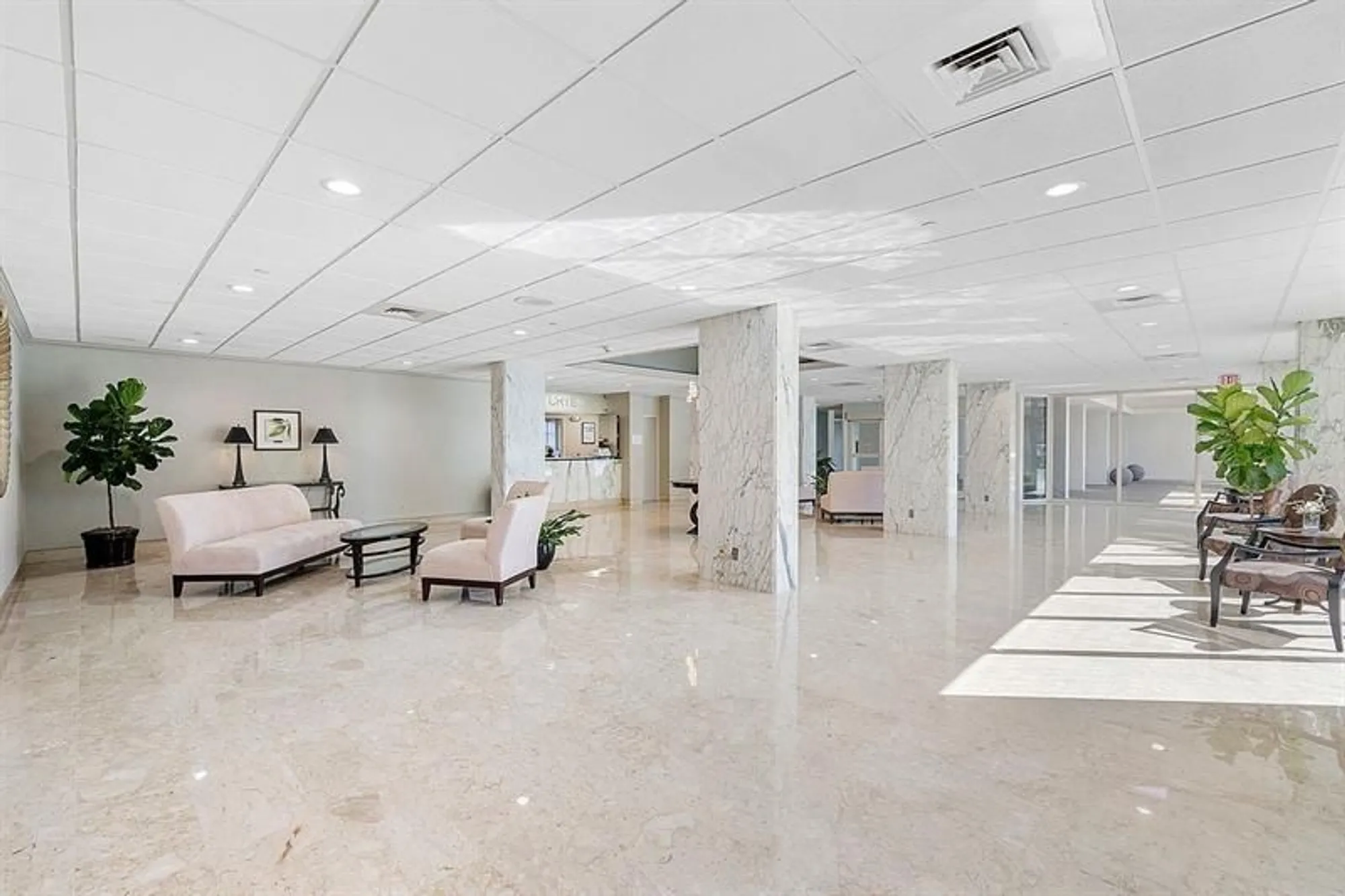 Property Slideshow image 43 of 53 | 3300 ne 36th st 303, Fort Lauderdale, FL, 33308