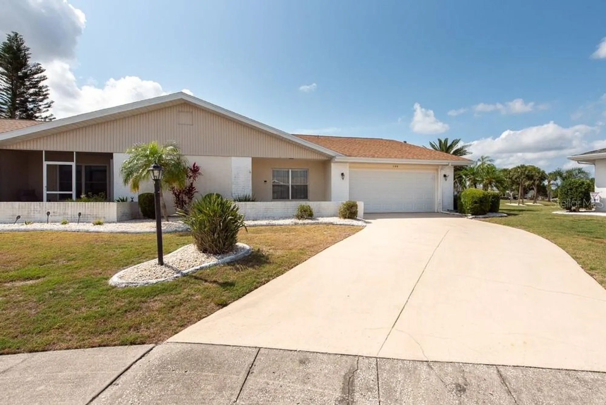 Property Slideshow image 35 of 44 | 106 silverbell ct, Sun City Center, FL, 33573