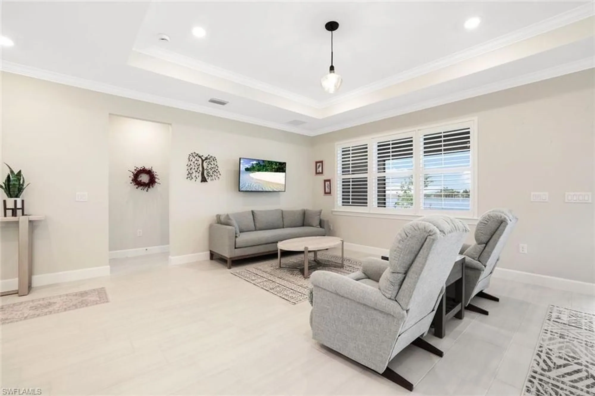 Property Slideshow image 8 of 32 | 17563 winding oak ln, North Fort Myers, FL, 33917