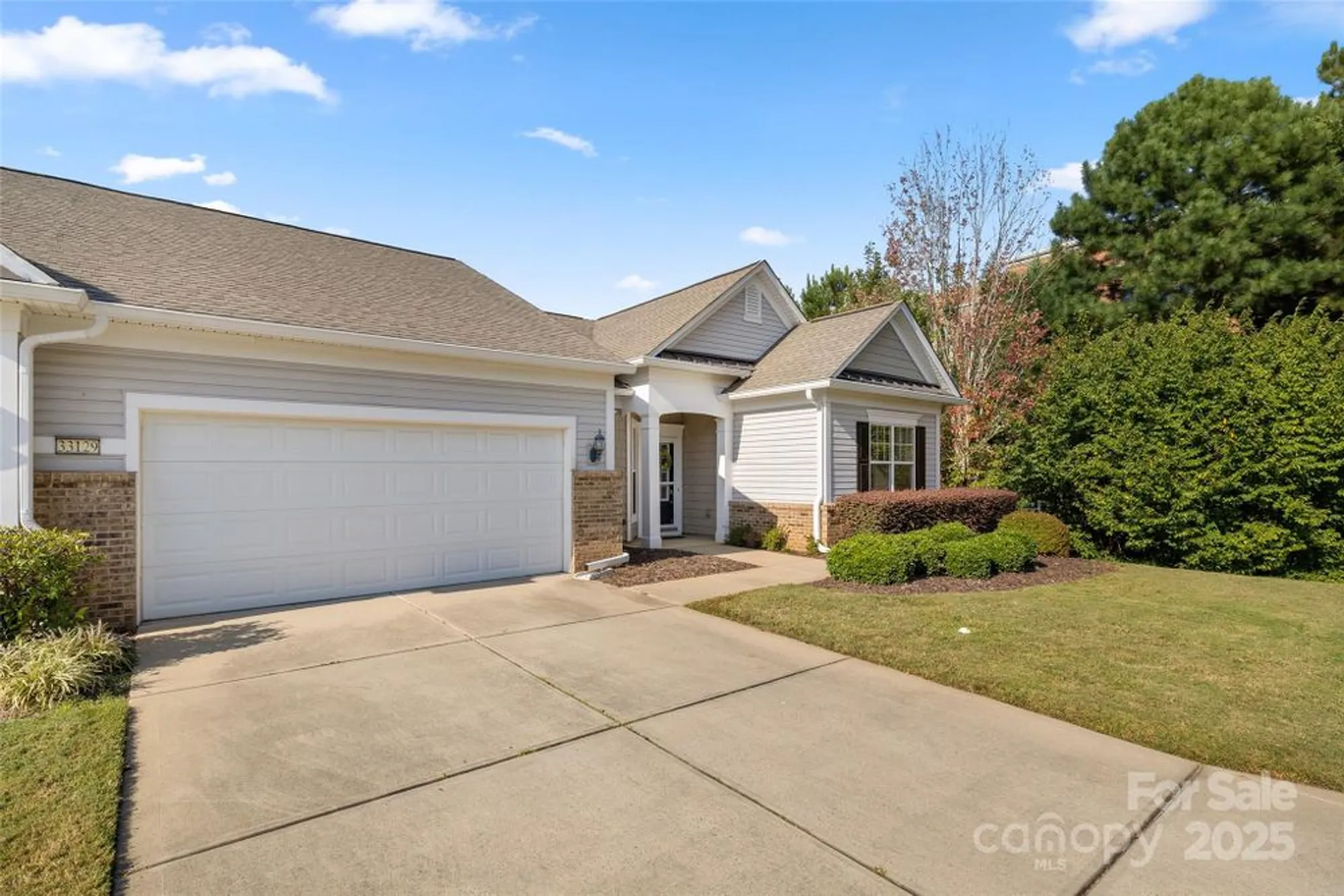Property Slideshow image 12 of 39 | 33129 tanager ct, Indian Land, SC, 29707