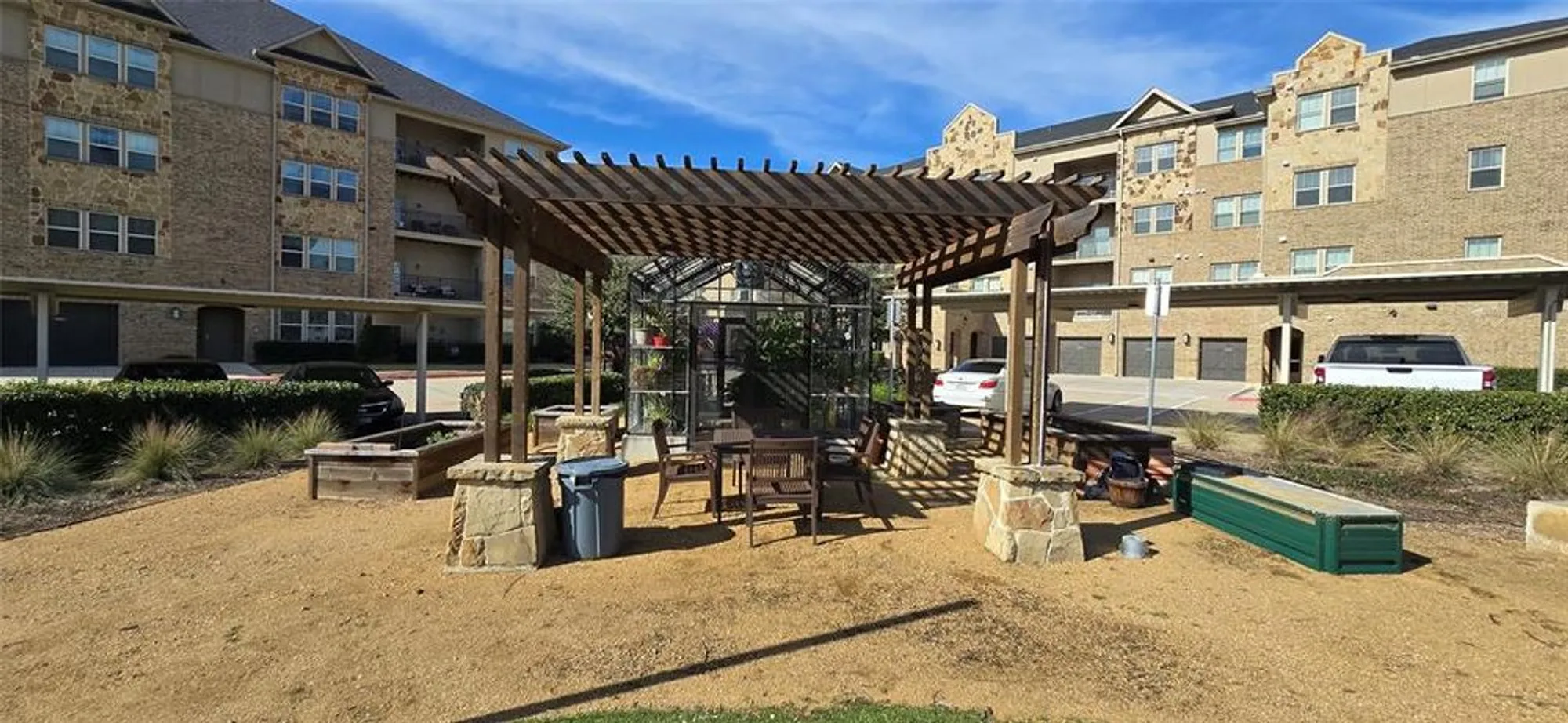 Property Slideshow image 38 of 39 | 1735 wittington pl apt 2305, Dallas, TX, 75234