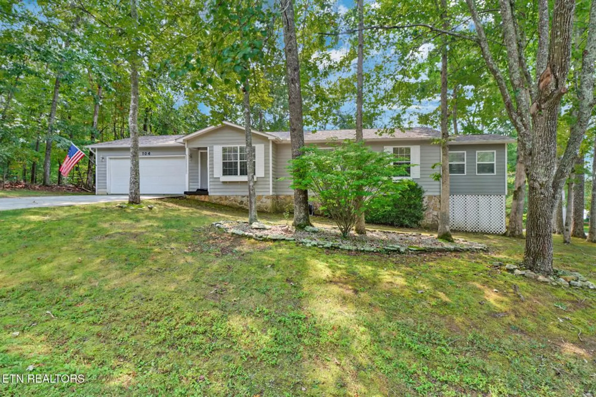 Property Slideshow image 3 of 40 | 104 juniper dr, Crossville, TN, 38558