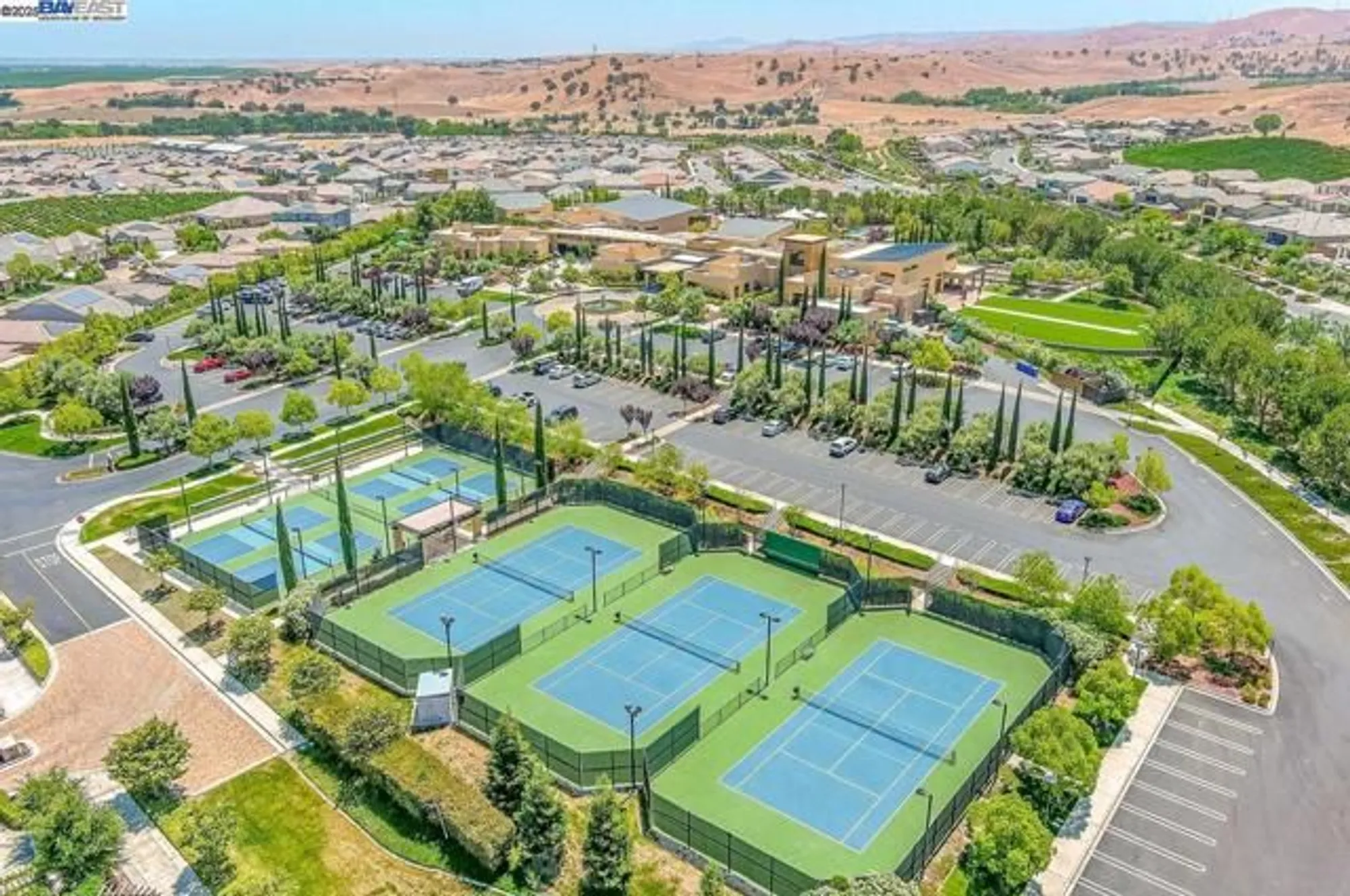 Property Slideshow image 36 of 60 | 1033 malbec ln, Brentwood, CA, 94513