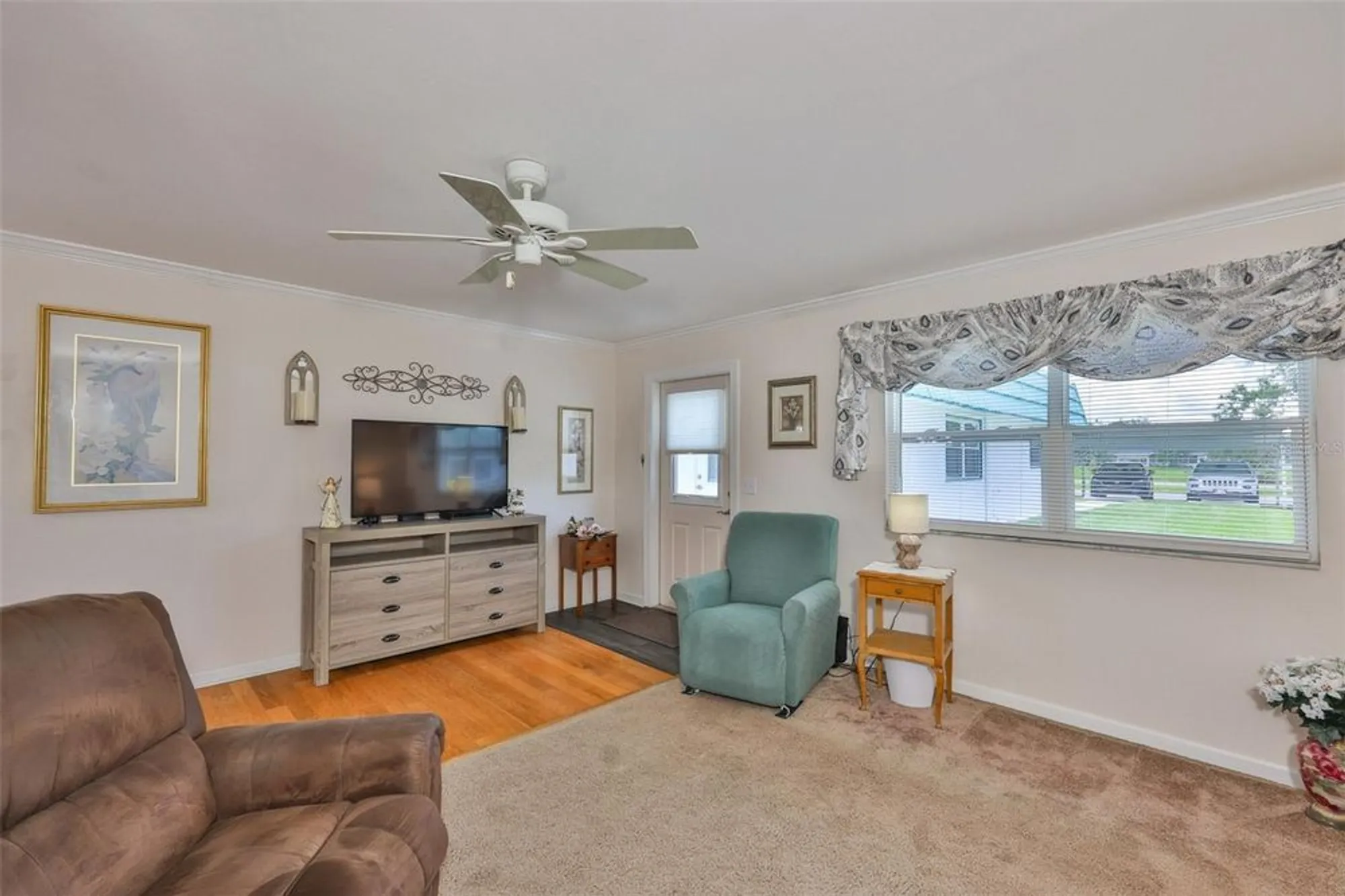 Property Slideshow image 4 of 47 | 205 kings blvd 55, Sun City Center, FL, 33573