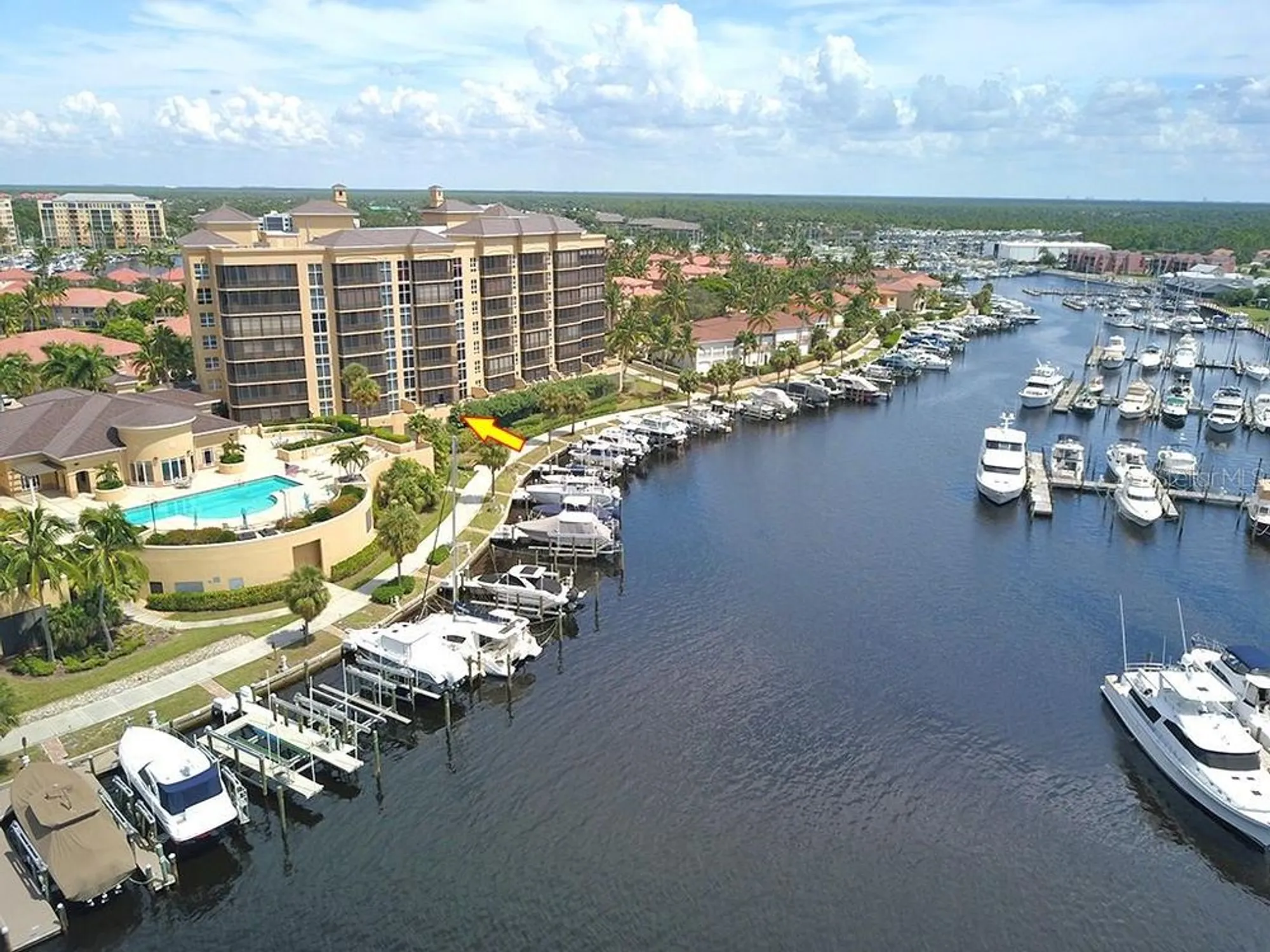Property Slideshow image 38 of 53 | 3313 sunset key cir 105, Punta Gorda, FL, 33955