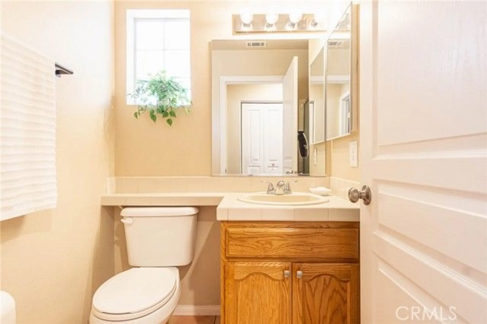 Property Slideshow image 11 of 43 | 11342 sawgrass bnd, Apple Valley, CA, 92308